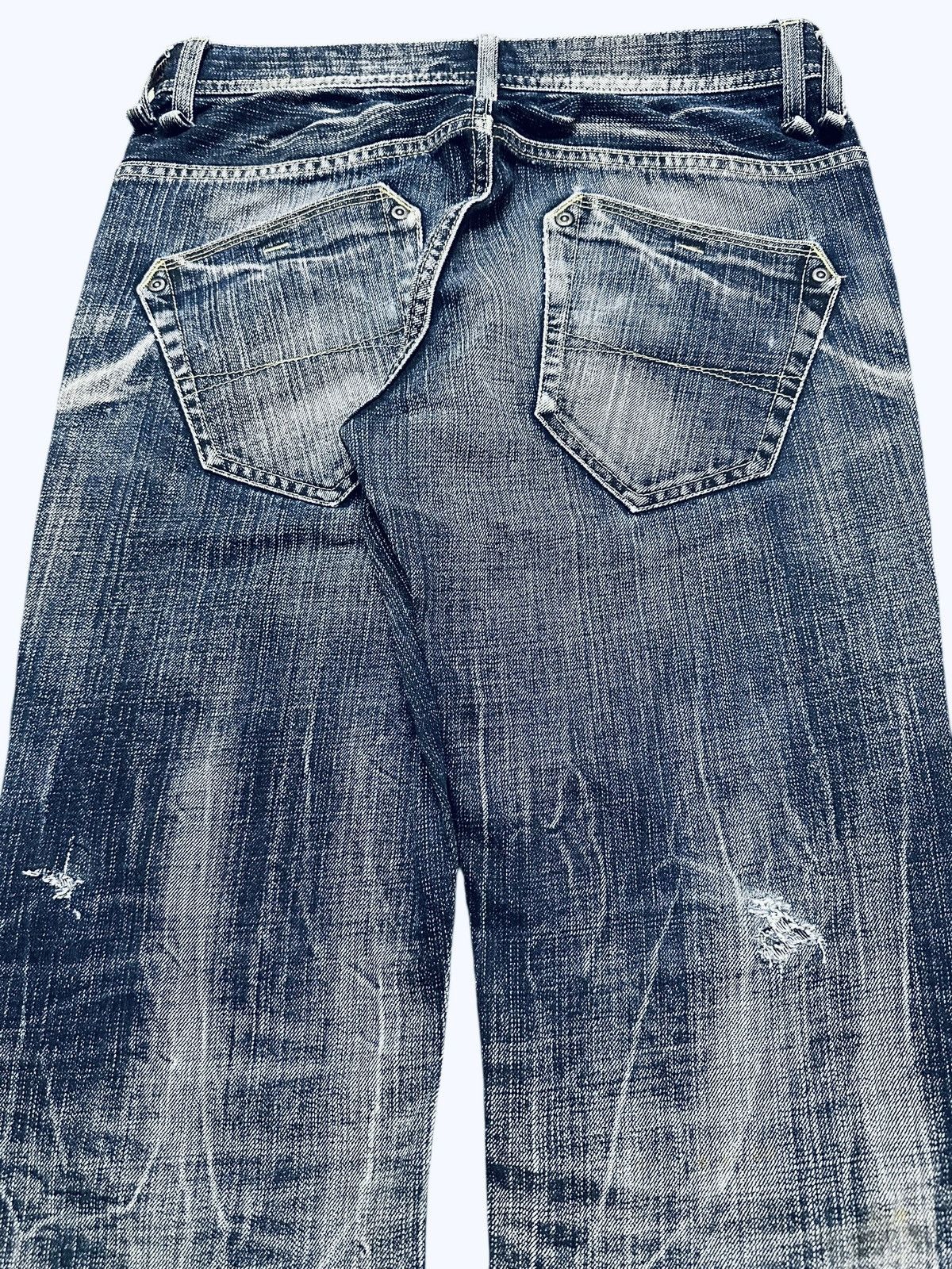 Japanese Brand Vintage Distressed Rattle Trap Faded Wash Baggy Style Size US 29 - 5 Thumbnail