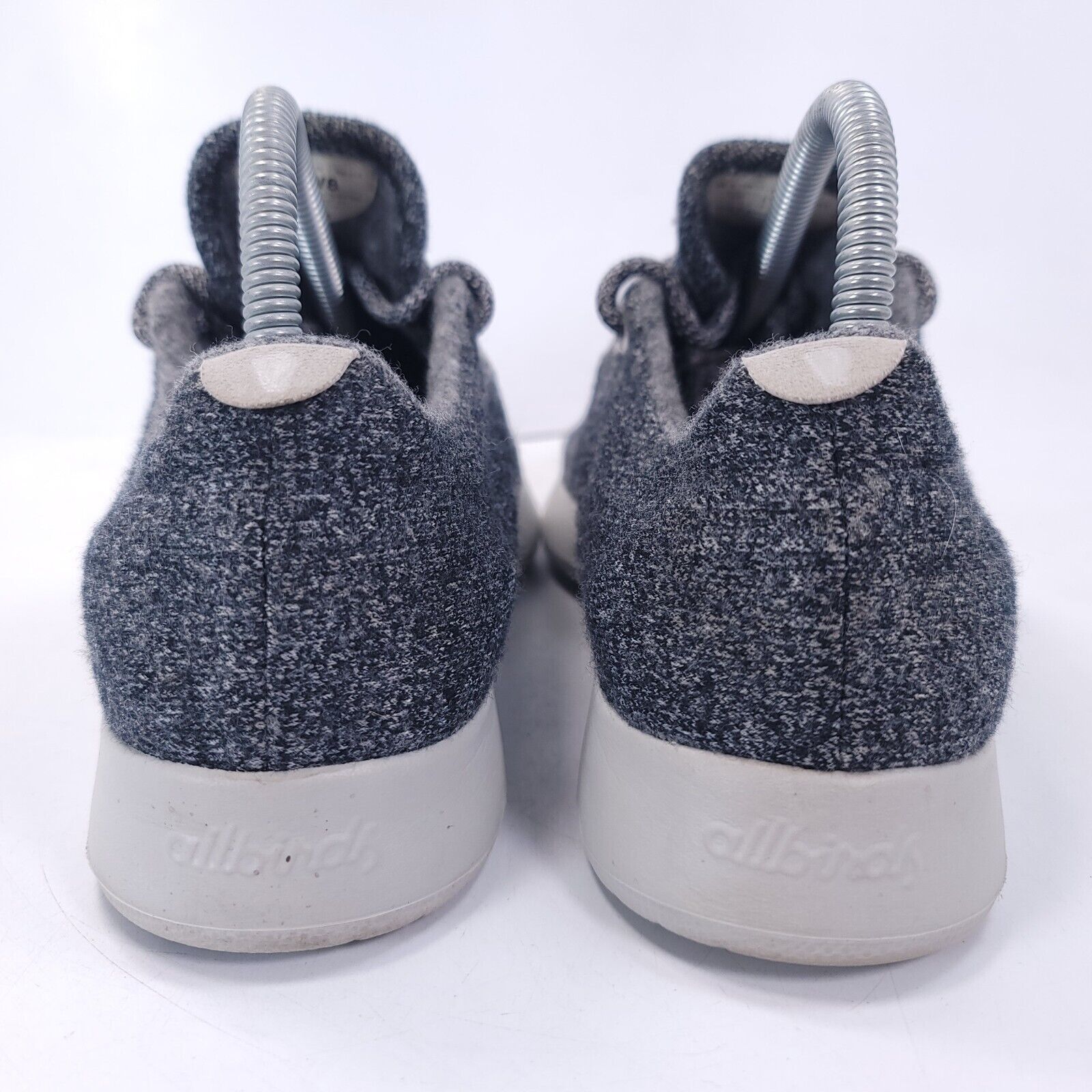 Allbirds Allbirds Wool Runner Athletic Shoe Womens Size 8 Gray White Size US 8 / IT 38 - 3 Thumbnail