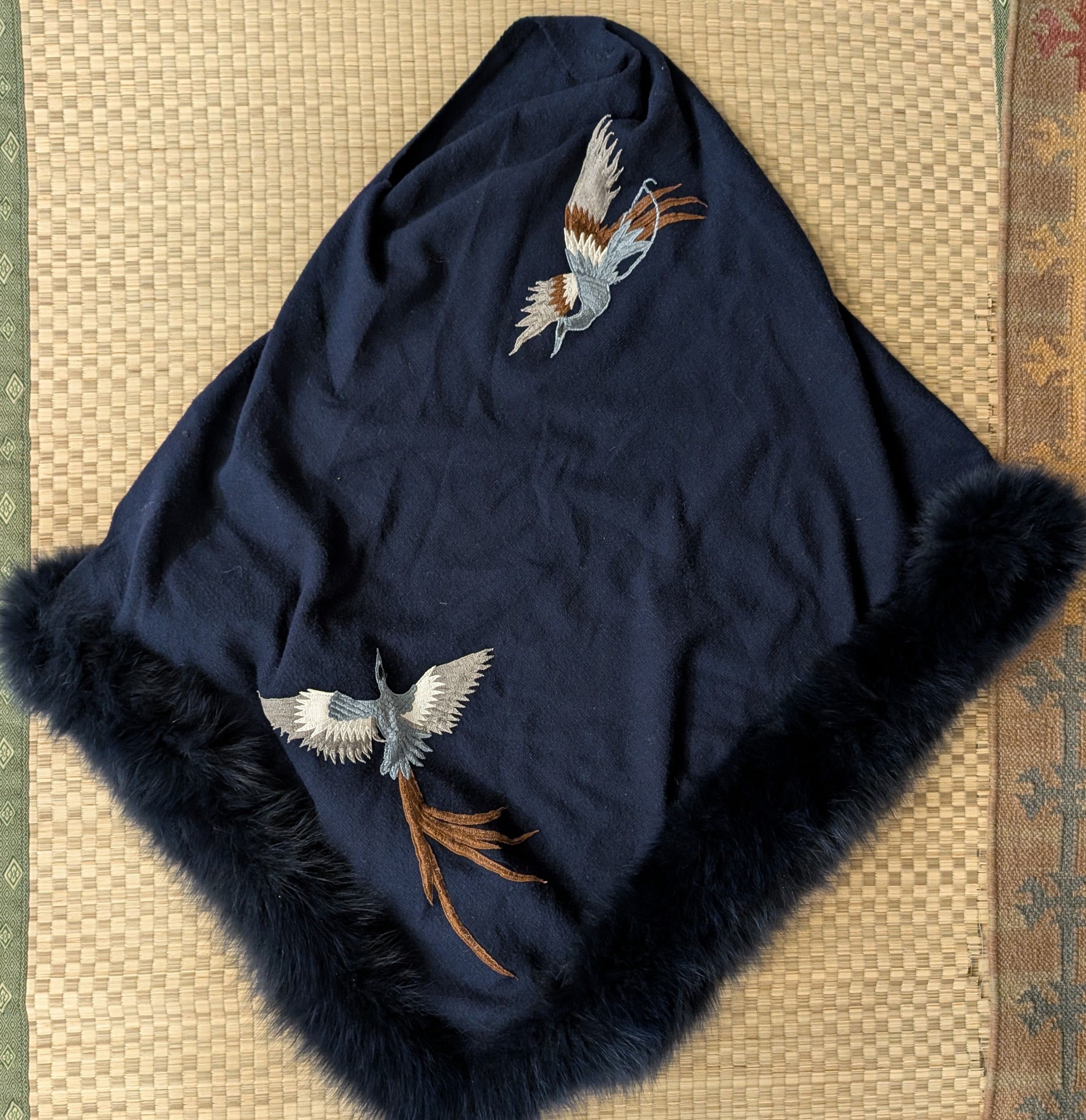 Designer La Fiorentina Genuine Fox Fur Poncho Embroidered One Size Size ONE SIZE - 1 Thumbnail