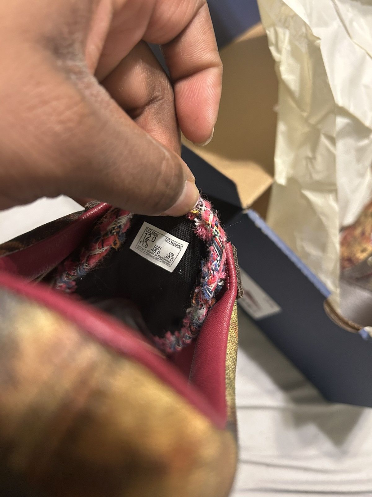 Other Vans souvenir Size US 12 / EU 45 - 2 Thumbnail