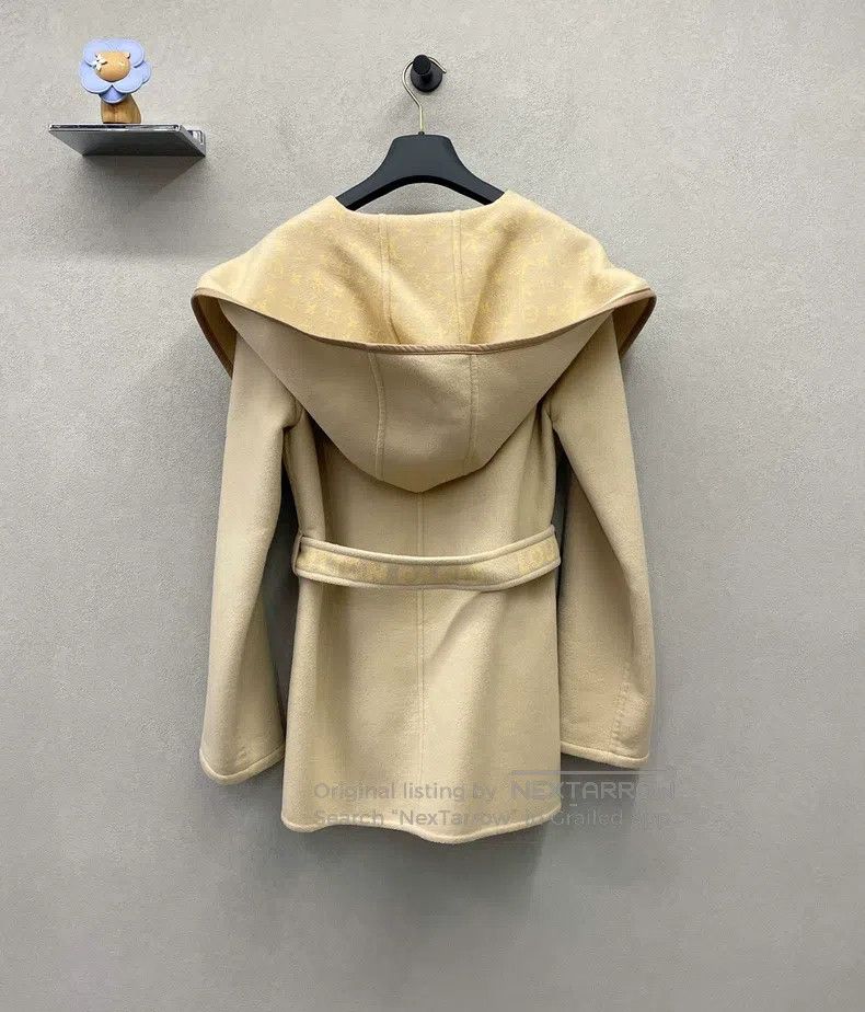 Louis Vuitton Louis Vuitton Camel full print coat Size XXS / US 00 / IT 34 - 3 Thumbnail