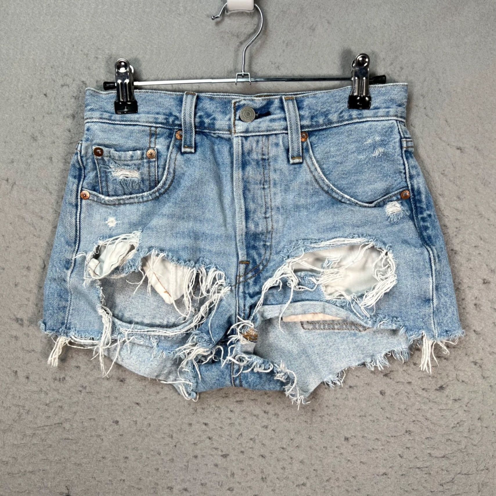 Levi's Levi's 501 Womens Size 24 High-Waisted Distressed Light-Wash Denim Shorts Blue Light Denim Shorts Women 501 Size 42" / US 20 - 2 Thumbnail