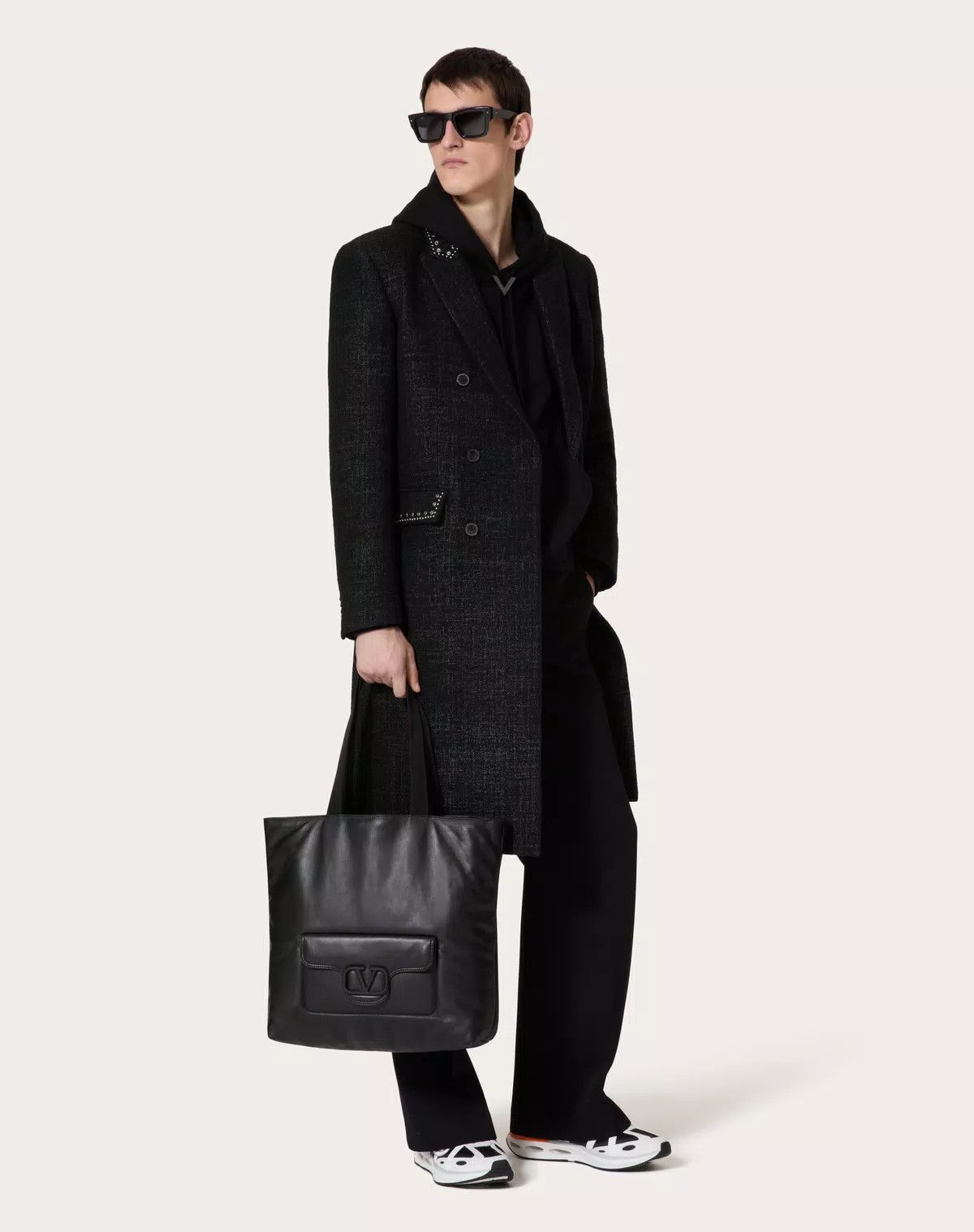 Valentino oc11z0725 Size: OS/Nappa Leather Shopper in Black Size ONE SIZE - 7 Thumbnail