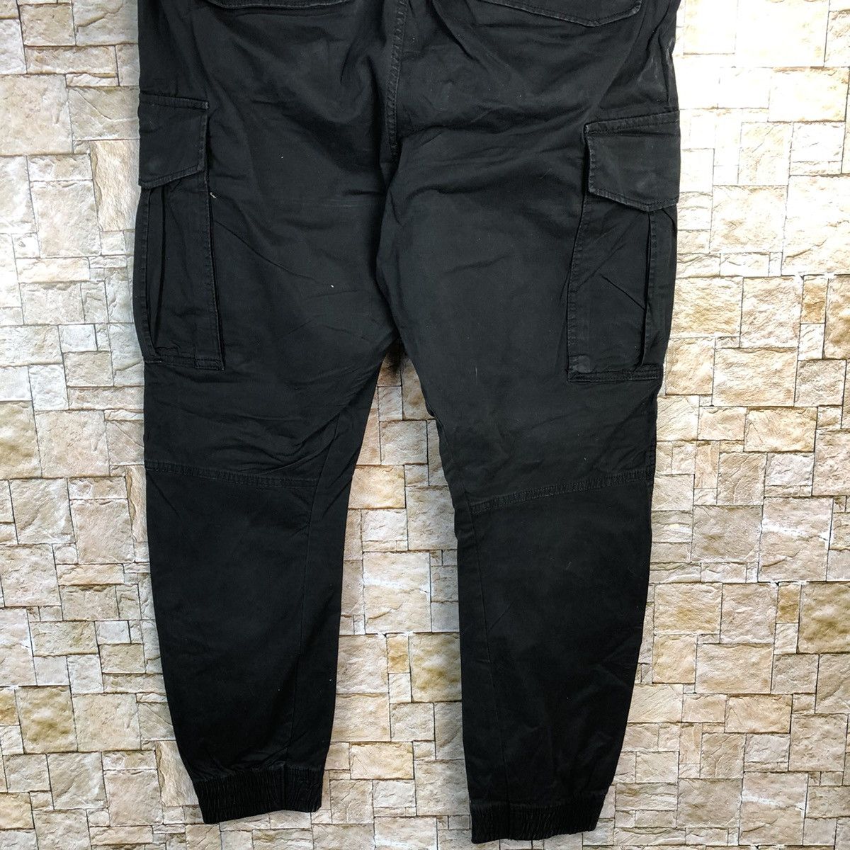 Japanese Brand H&M Black Cargo Multipocket Joggers Pants #A121 Size US 34 / EU 50 - 16 Thumbnail