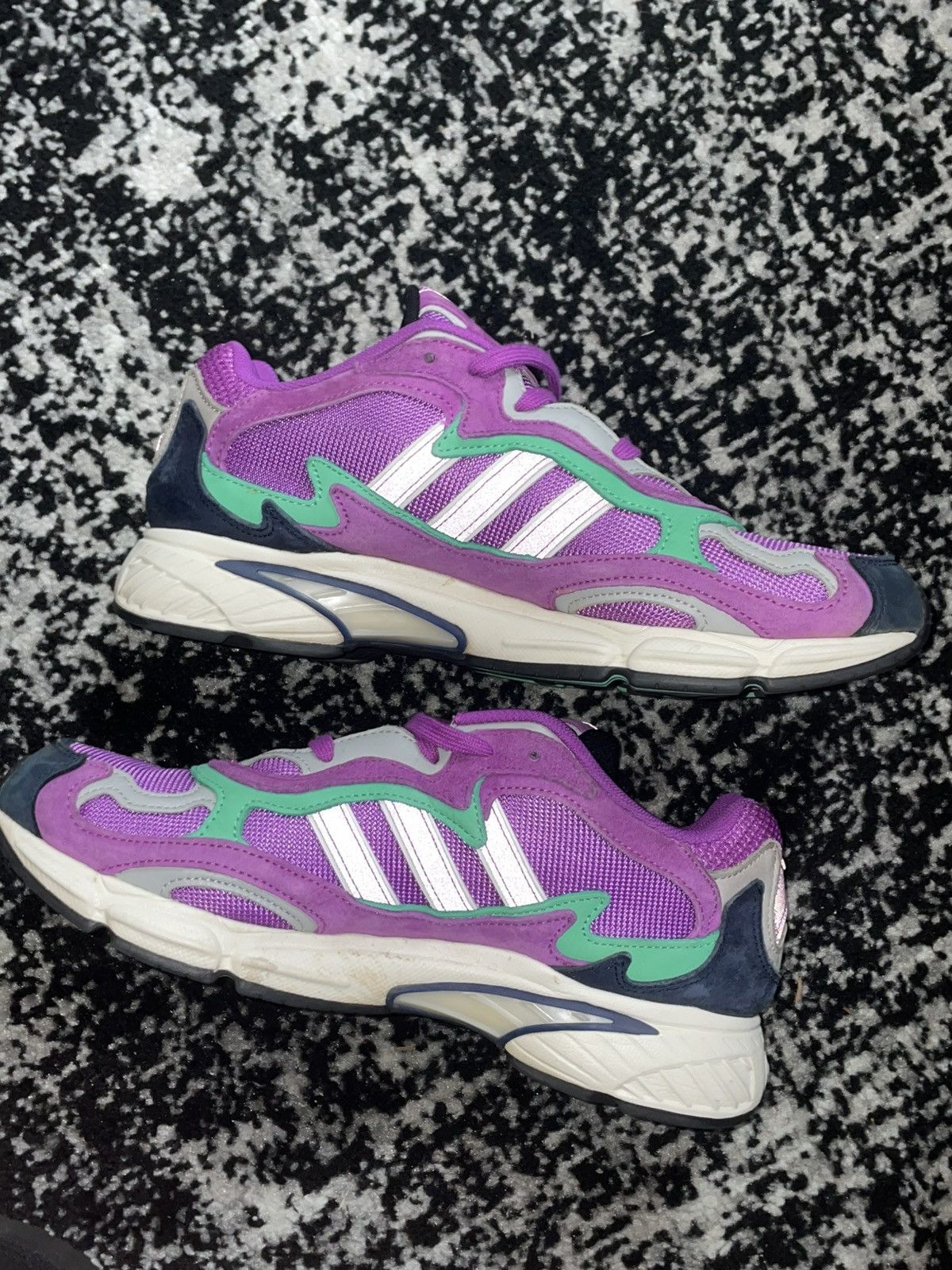 Adidas Adidas temper run shock Size US 10 / EU 43 - 2 Thumbnail