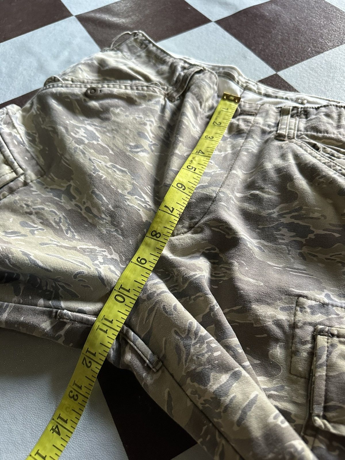 Uniqlo Uniqlo army cargo pants Size US 32 / EU 48 - 16 Thumbnail
