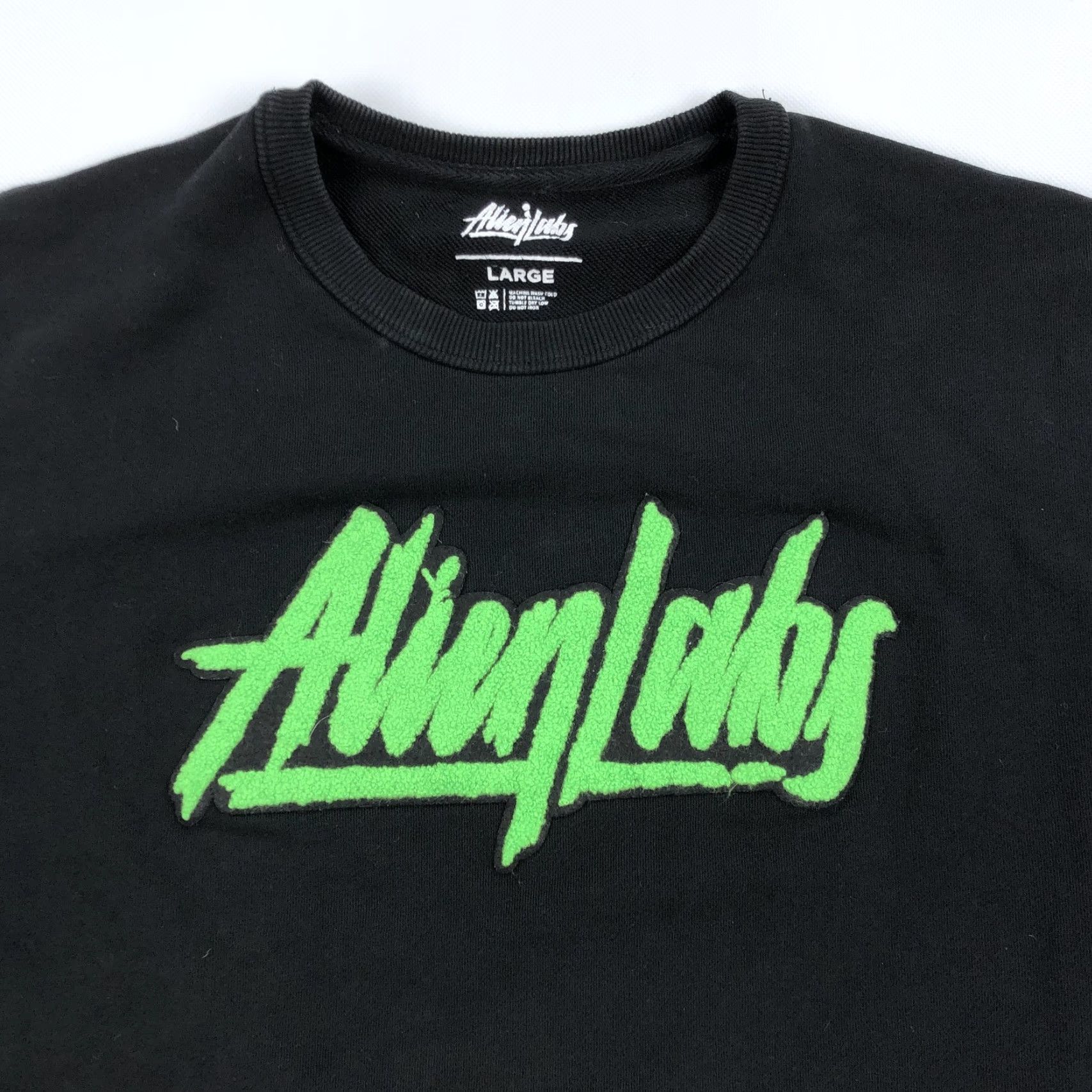 Logo 7 Alien Labs Sweatshirt Crewneck Large Black Flocked Logo Graphic Print Mens Pullover Size US L / EU 52-54 / 3 - 2 Thumbnail
