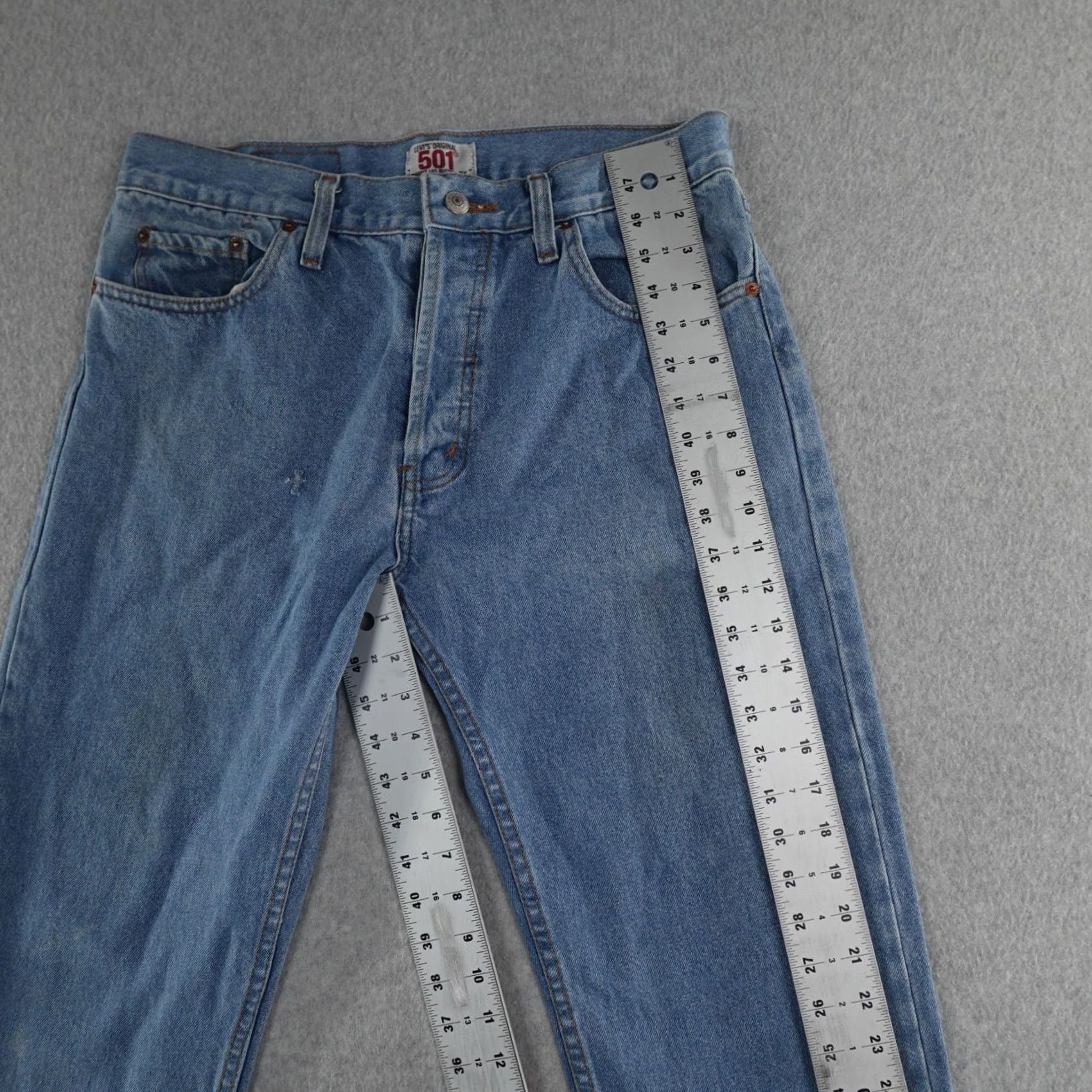 Levi's VINTAGE Levi's 501 Jeans Shirt? 34X30 Light Wash Blue Regular Mens 90s Straight 5-Pocket Button Fly 501 Series Size US 34 / EU 50 - 7 Thumbnail