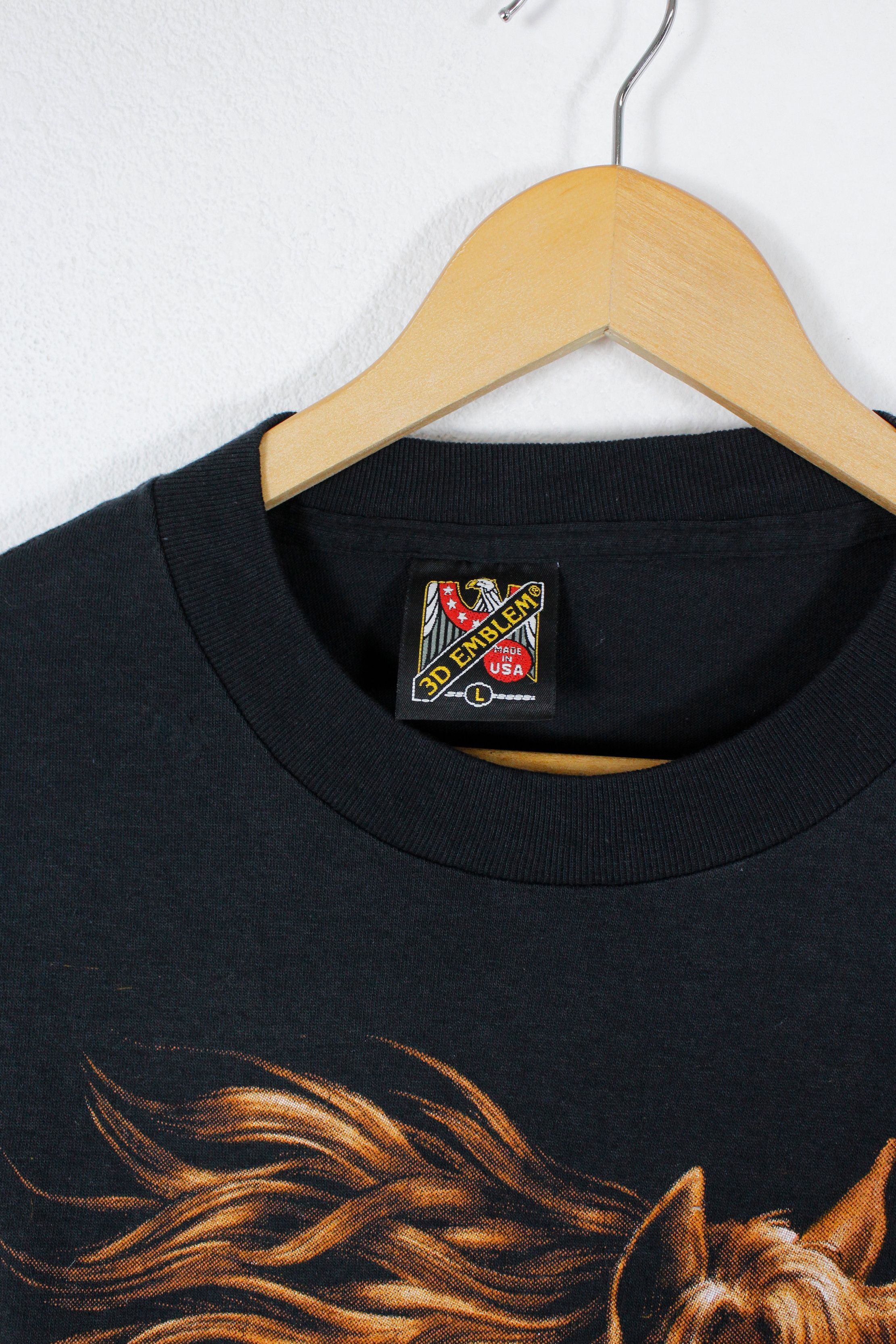 Vintage Vintage 3D Emblem Run With The Wind Horses Tee Tshirt 90s Size US L / EU 52-54 / 3 - 5 Thumbnail