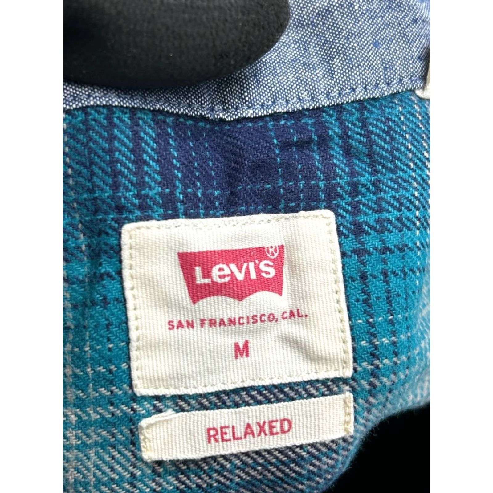 Levi's Levis Classic Worker Shirt Men M Blue Cotton Plaid Relaxed Fit Button-Up Collared Casual Breathable Pockets Vintage: No (omit) Size US M / EU 48-50 / 2 - 3 Thumbnail
