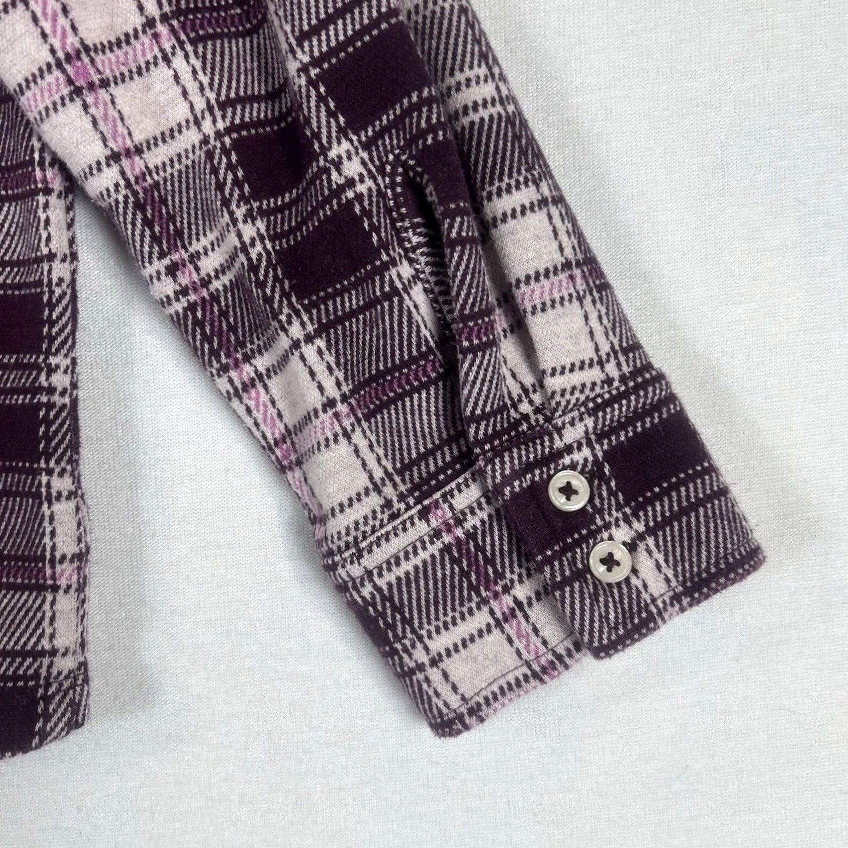 Lands' End Lands' End Flannel Shirt Women's L Red Plaid Button-Up Top 1/4 Closure Long Sleeve Easy Care Regular Fit Size L / US 10 / IT 46 - 7 Thumbnail