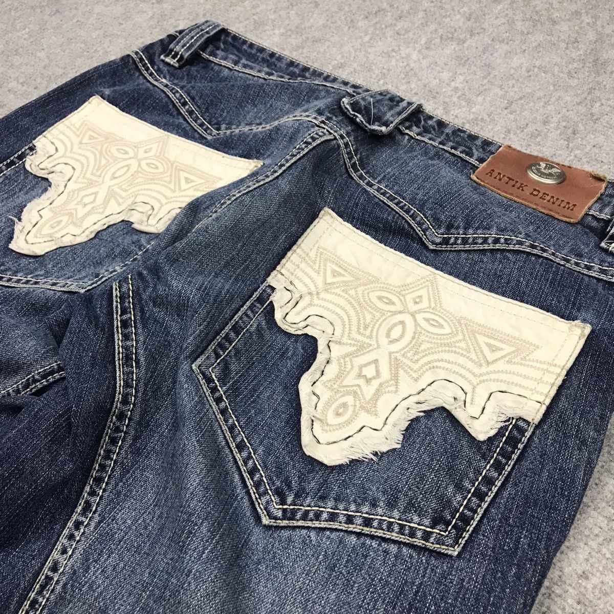 Antik Denim DENIM BAGGY ANTIK DENIM BOOTCUT DENIM PANTS Size US 32 / EU 48 - 10 Thumbnail