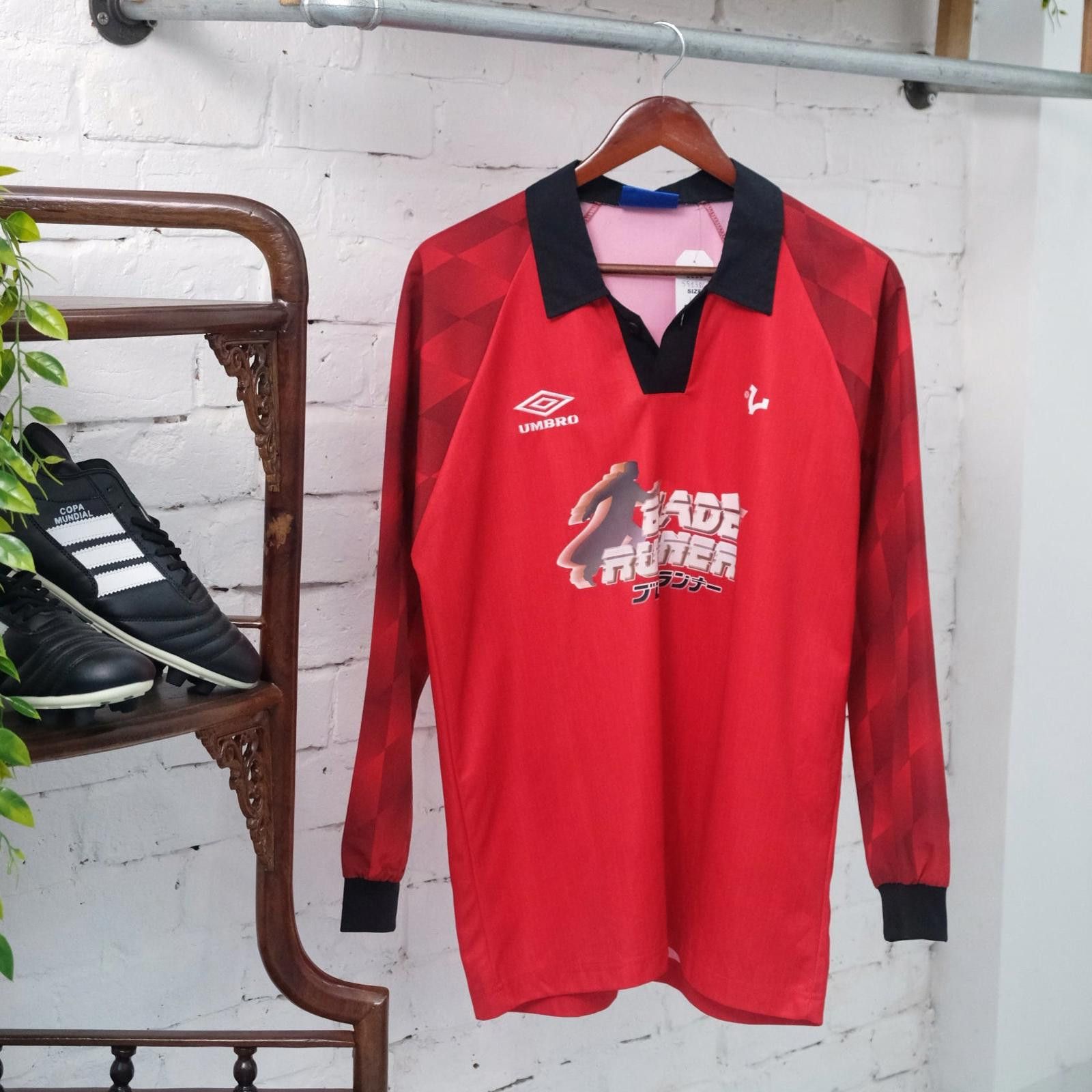 Umbro 1996 VICE Footbal Store x Blade Runner Custom Football Shirt Size US L / EU 52-54 / 3 - 7 Thumbnail