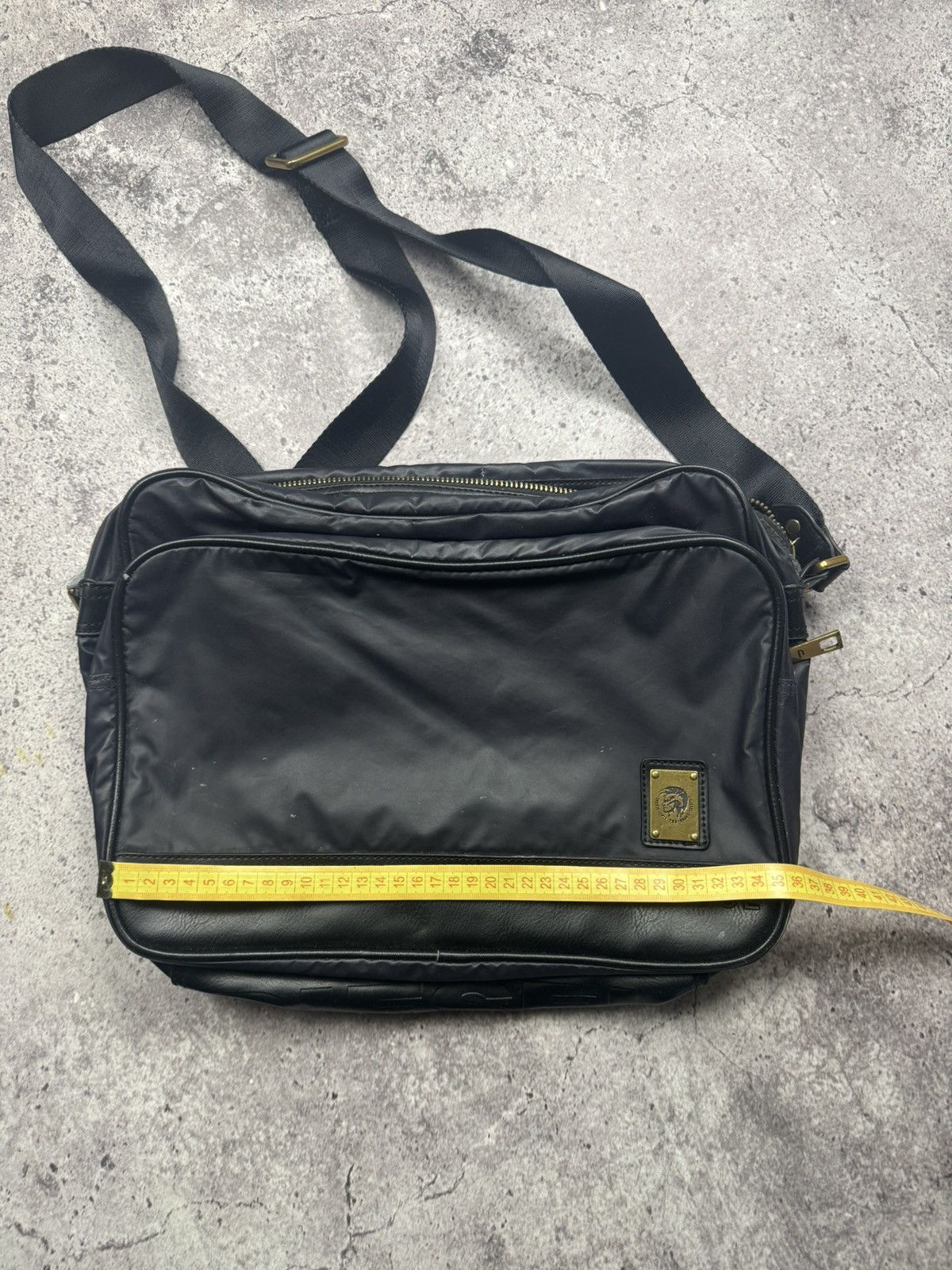 Diesel Vintage Diesel Messenger Shoulders Bag Y2K Leather Big Logo Size ONE SIZE - 14 Thumbnail
