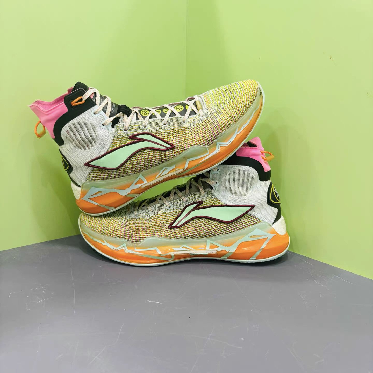 Li-Ning Li-Ning Yushuai 14 Boom Crystal Basketball Shoes K15 Size US 11 / EU 44 - 4 Thumbnail