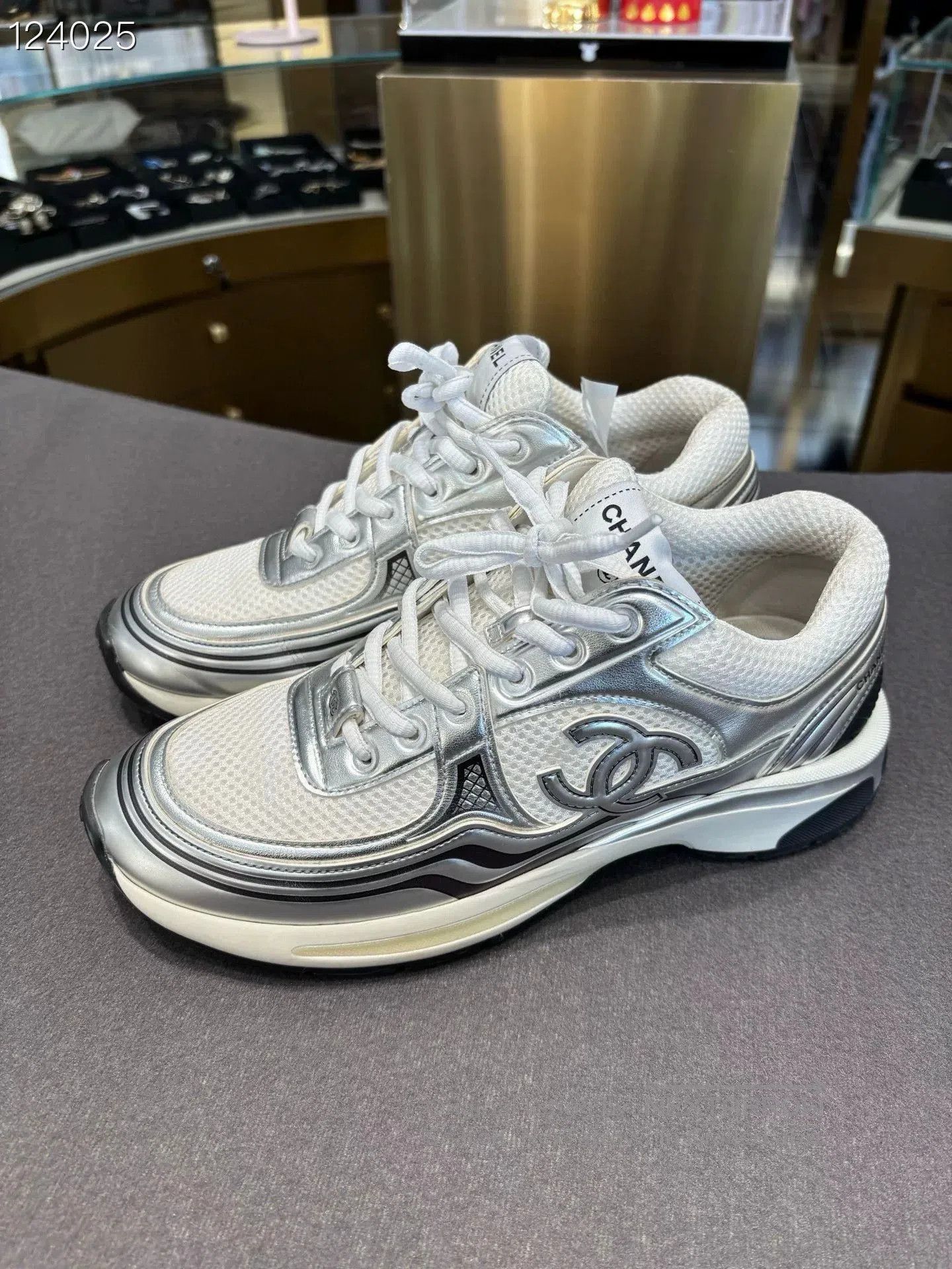 Chanel Chanel Silver Sneakers Size 39. Size US 8 / IT 38 - 2 Thumbnail