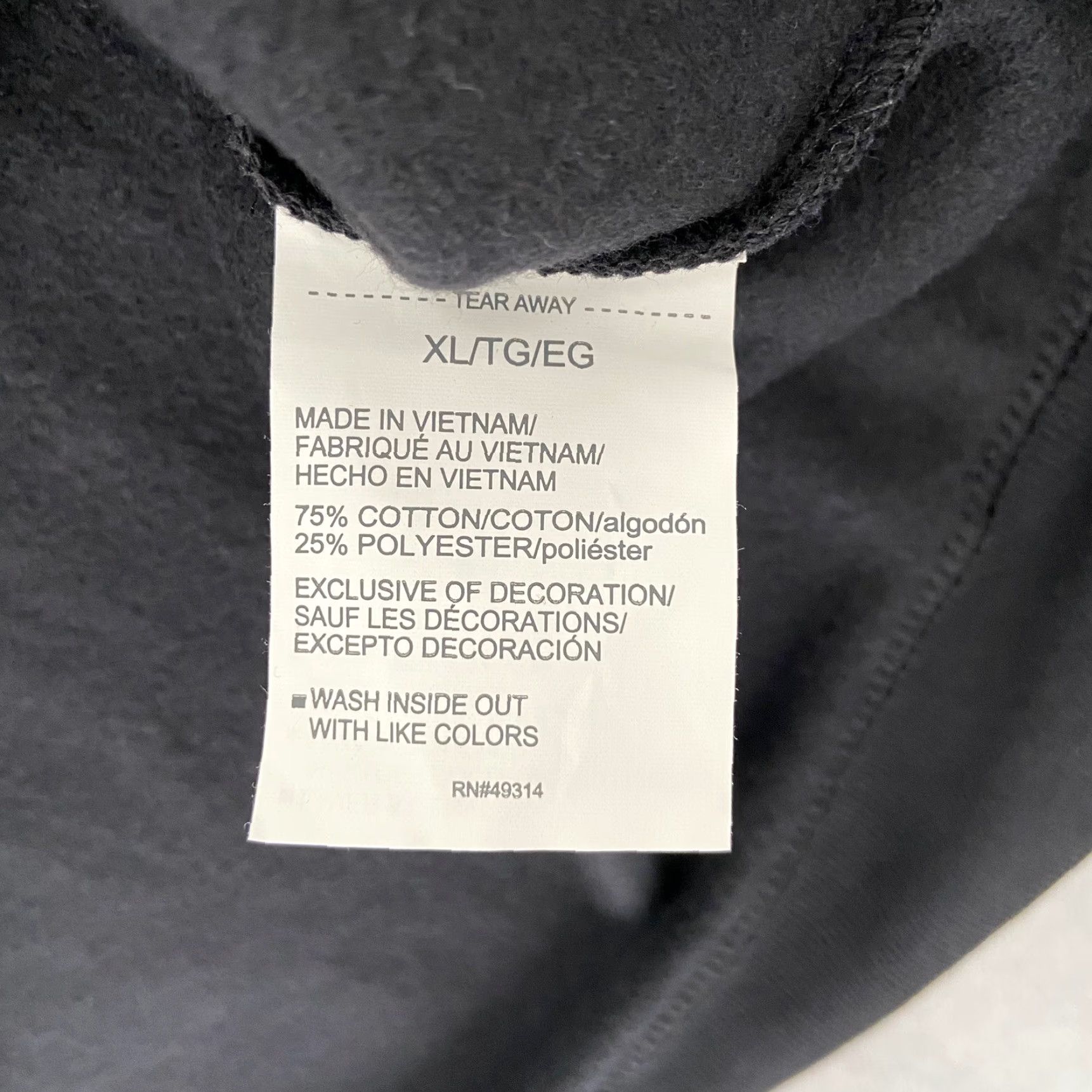 Under Armour VINTAGE Under Armour Sweatshirt Adult XL Black Crew Neck Fleece Pullover Men Black-Tie Style Size US XL / EU 56 / 4 - 7 Thumbnail