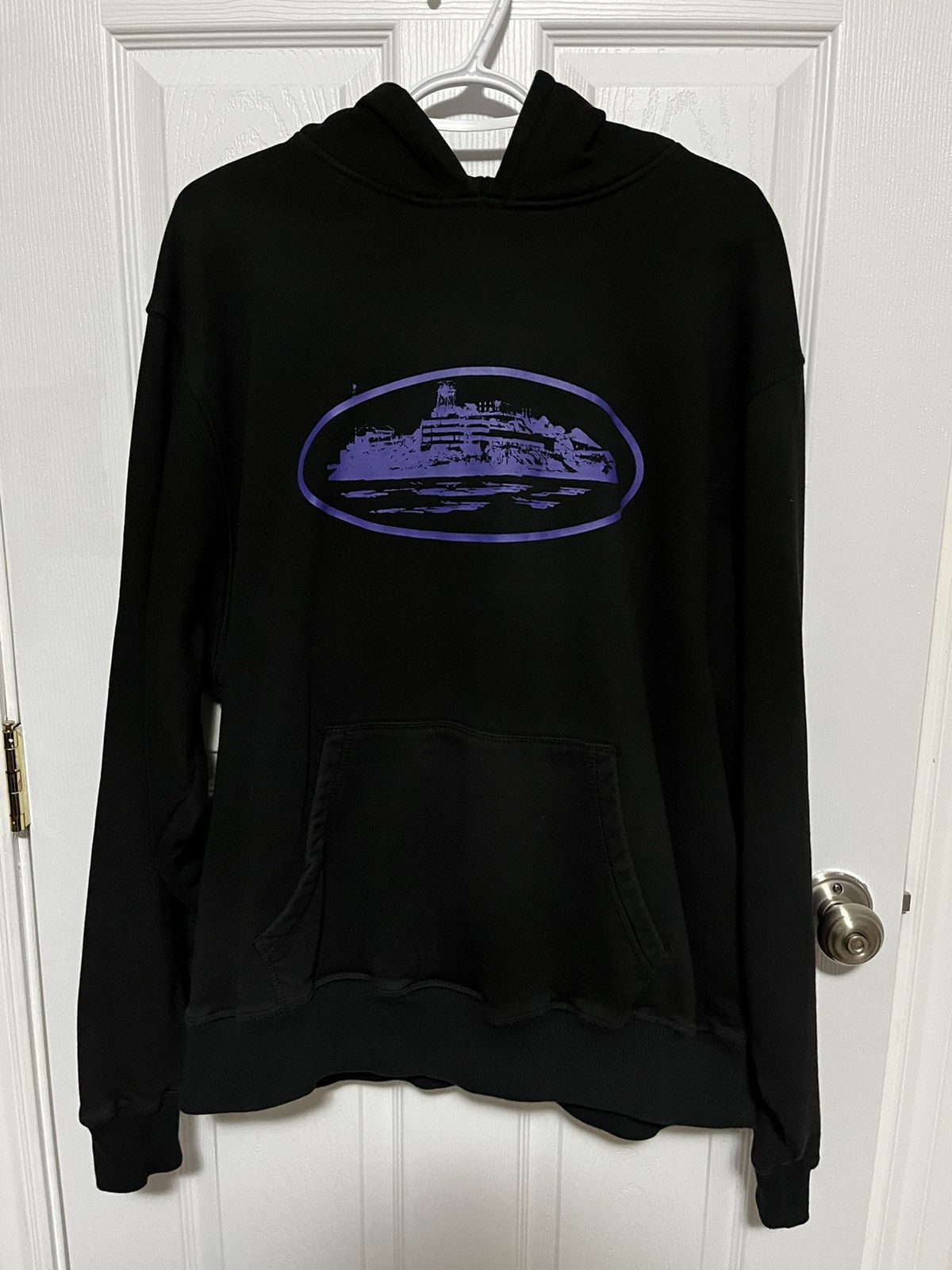 Corteiz Alcatraz Hoodie Black | Grailed