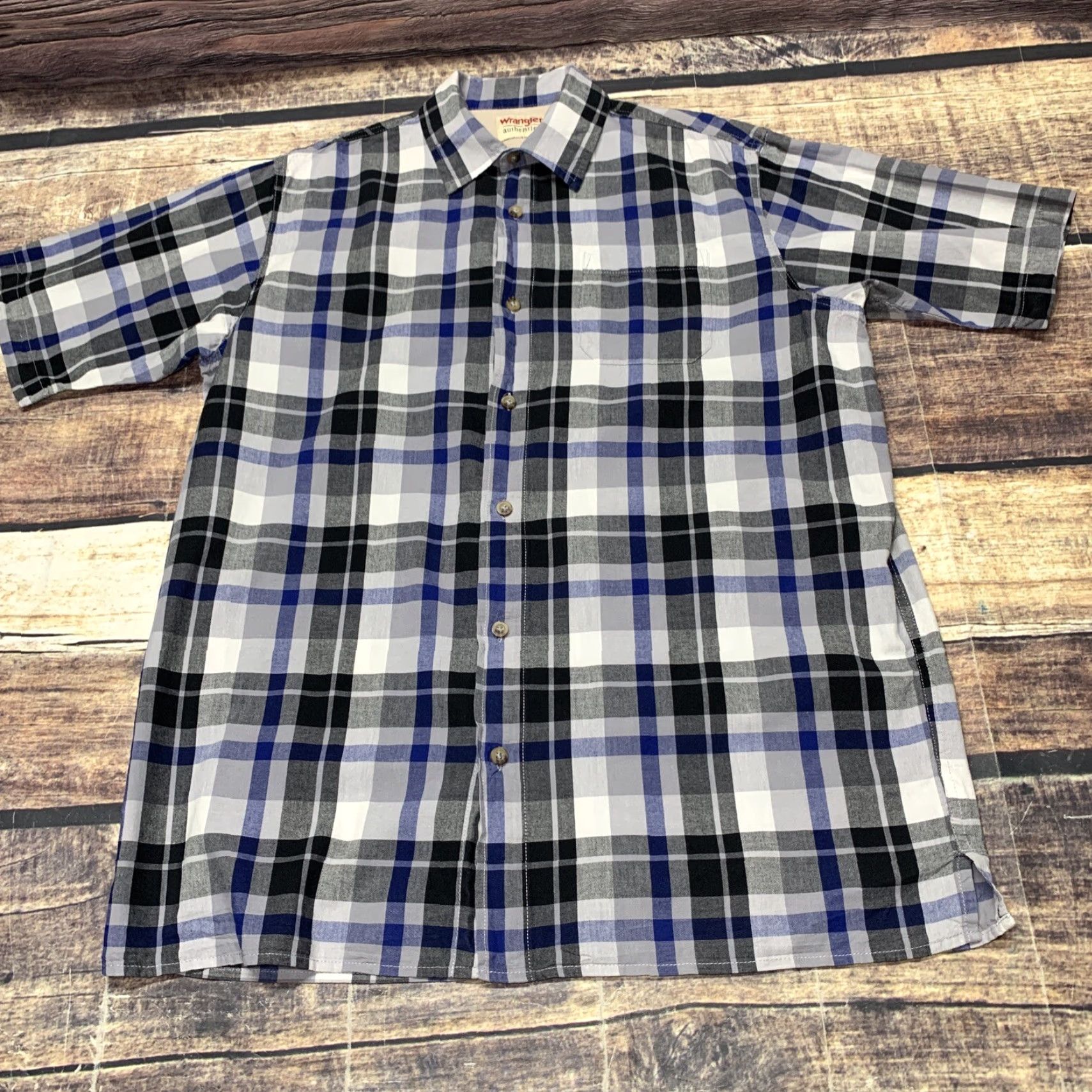 Wrangler Wrangler Short Sleeve Shirt Mens Large Blue Plaid Button-Up Western Shirt Size US L / EU 52-54 / 3 - 2 Thumbnail