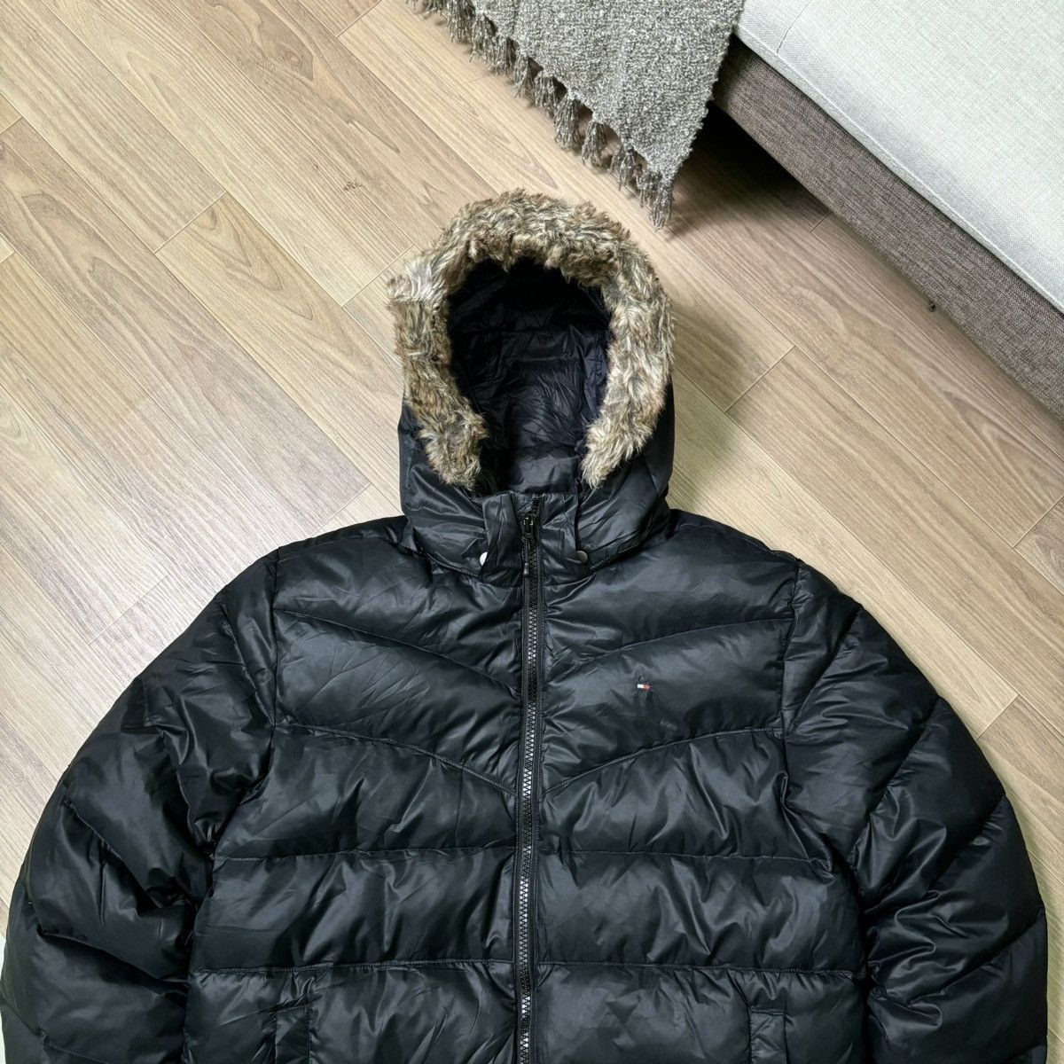 14th Addiction × If Six Was Nine × Le Grande Bleu (L.G.B.) Vintage Tommy Hilfiger fur Jacket down puffer LGB style Size US L / EU 52-54 / 3 - 8 Thumbnail