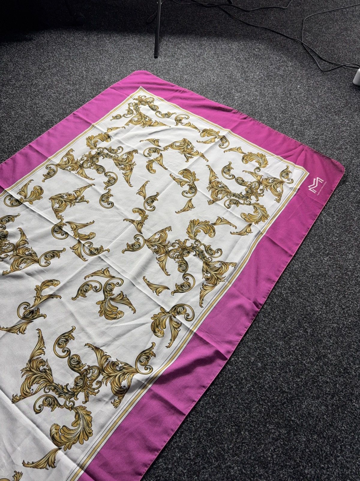 Vintage Maryan Mehlhorn Baroque Silk Scarf Pink Gold Print Size ONE SIZE - 3 Thumbnail