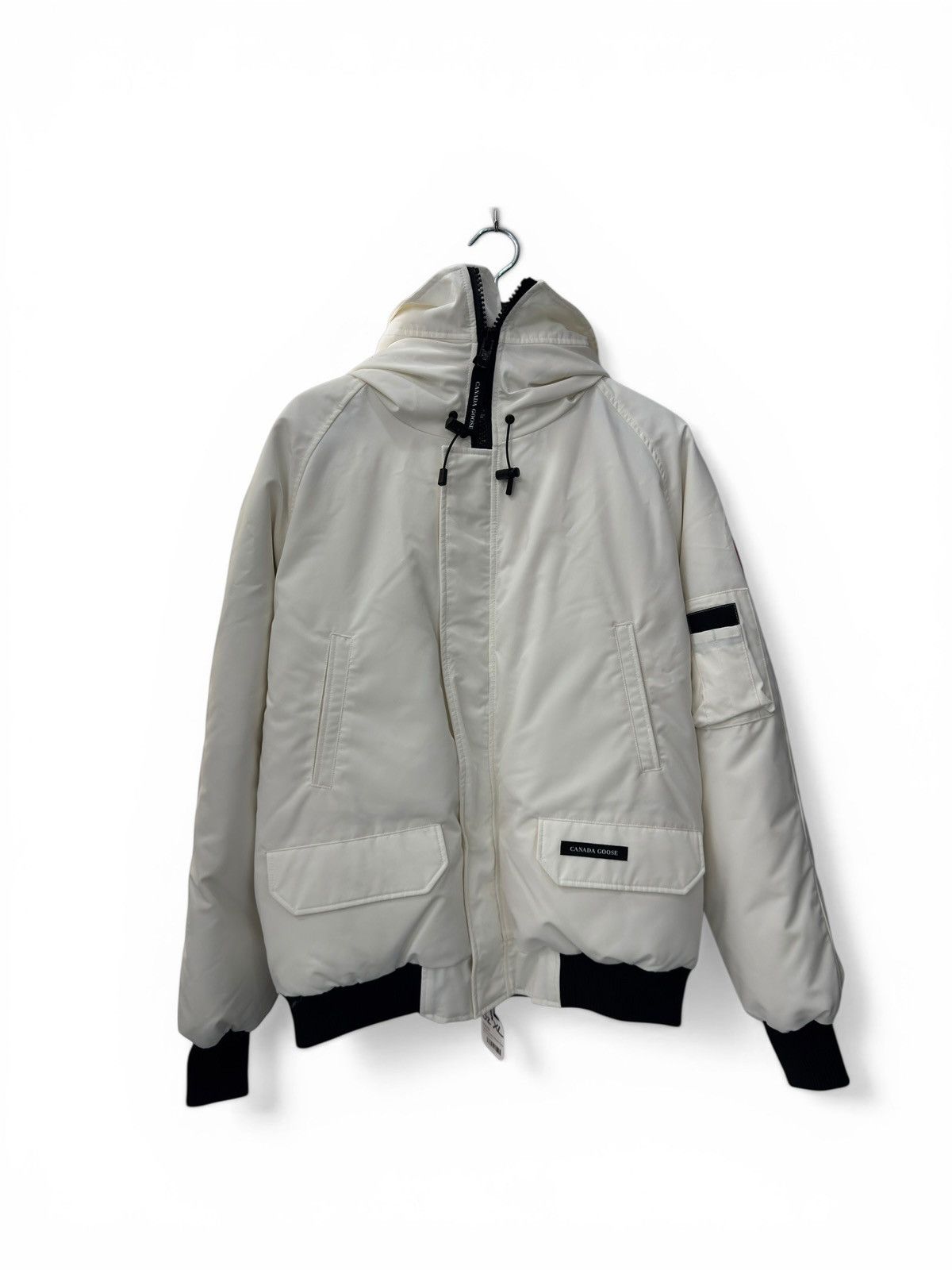 Canada Goose Canada Goose White Bomber Jacket Size US XL / EU 56 / 4 - 1 Thumbnail