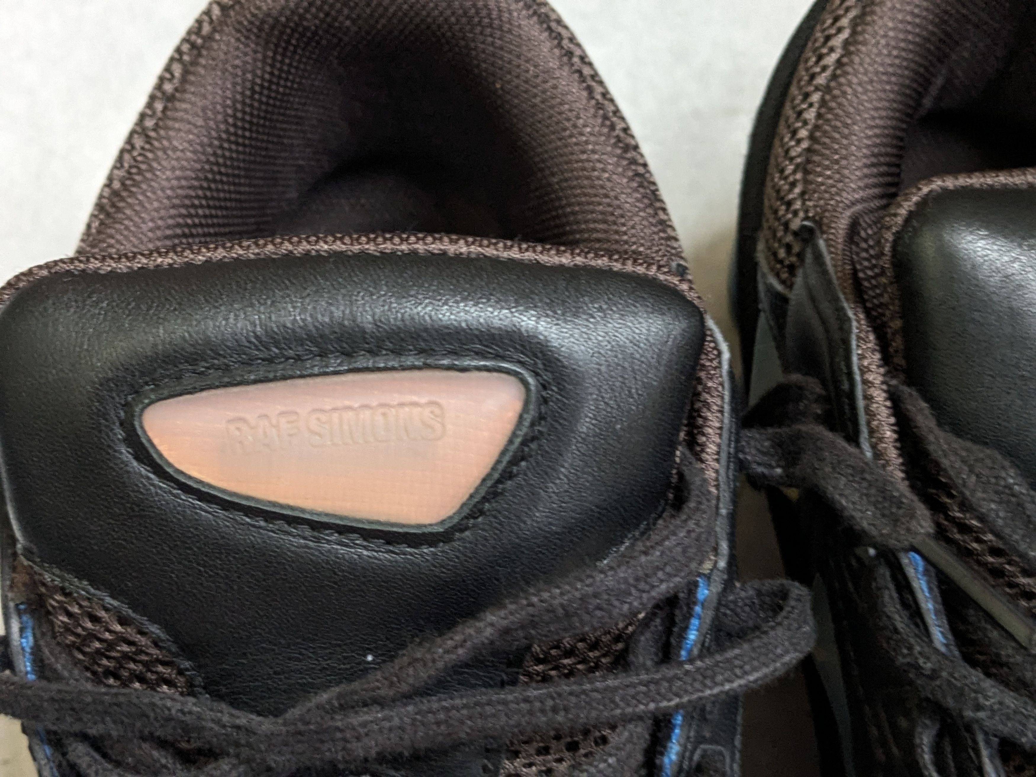 Adidas × Raf Simons Raf Simons Ozweego 2 Black Blue Size US 10.5 / EU 43-44 - 6 Thumbnail