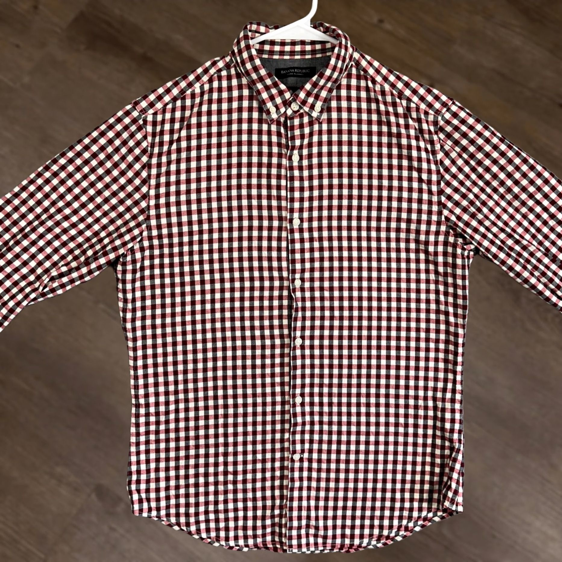 Banana Republic Banana Republic Luxe Shirt Flannel Button Down Mens Medium Red Plaid Grant Fit Shirt Mens Regular Red Plaid Button-Down Size US M / EU 48-50 / 2 - 1 Thumbnail