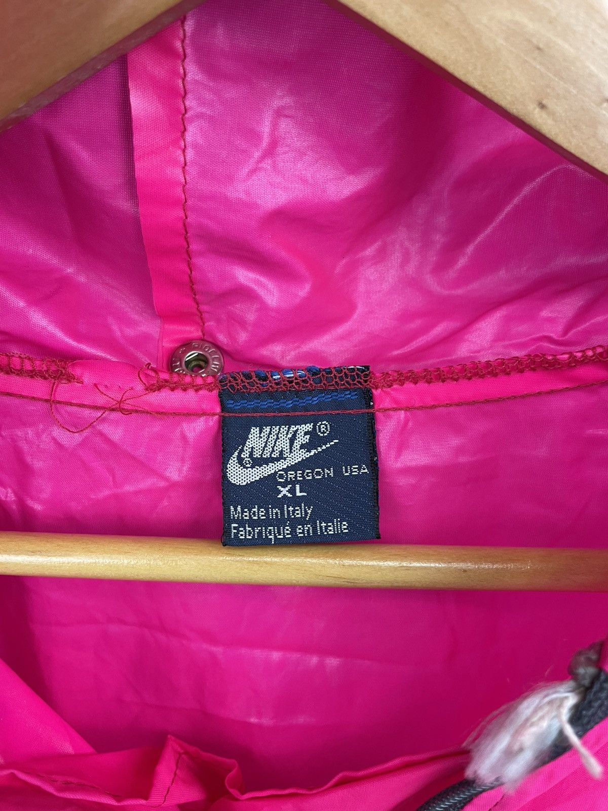Nike Crazy vintage nike raincoat jacket size XL Size US XL / EU 56 / 4 - 3 Thumbnail