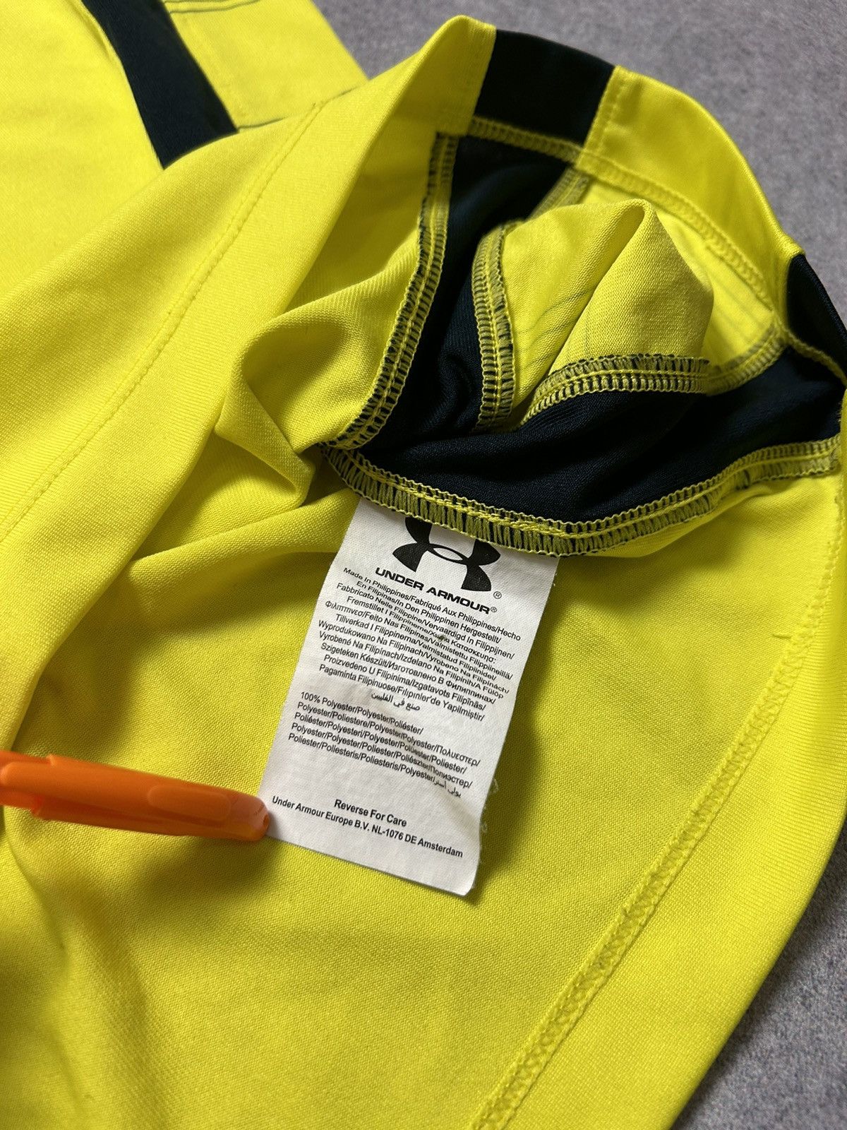 Under Armour TOTTENHAM HOTSPUR 2014 2015 THIRD SHIRT FOOTBALL UNDER ARMOR Size US M / EU 48-50 / 2 - 7 Thumbnail