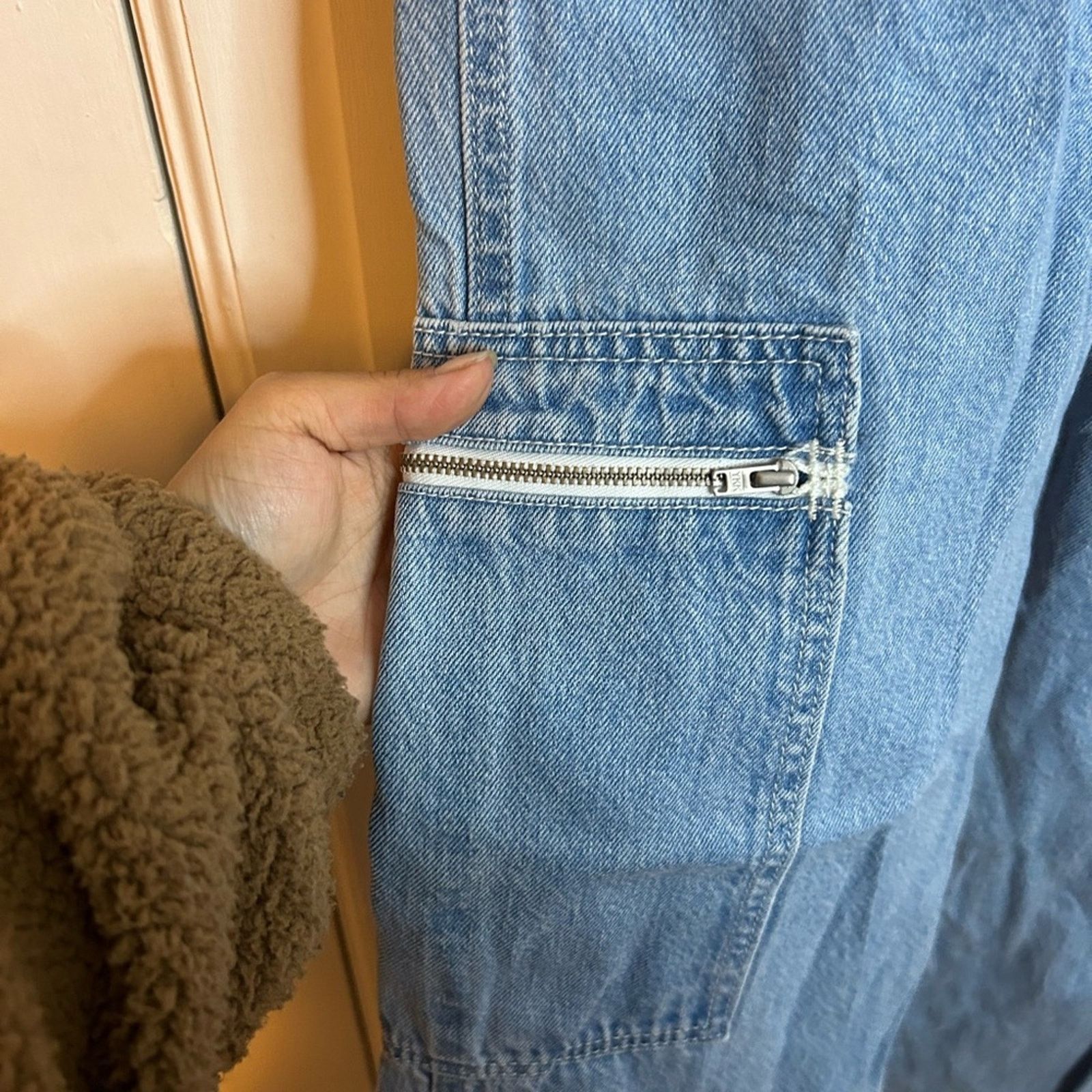 Levi's NWT Levi’s Utility High Loose Jeans Size 27" / US 4 / IT 40 - 8 Thumbnail