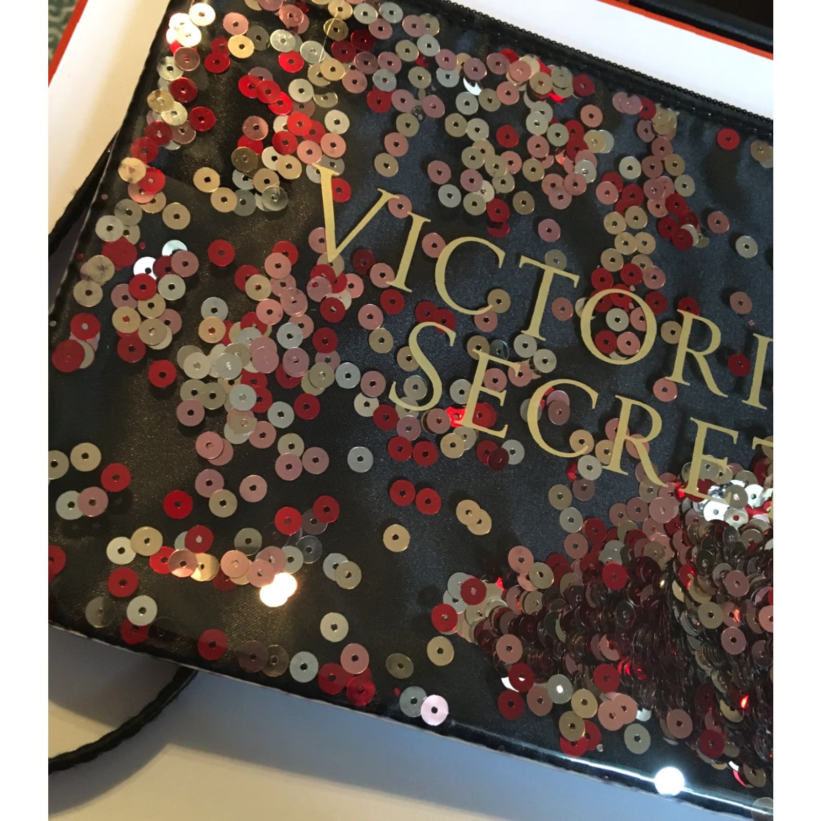 Victoria's Secret Victoria's Secret Wristlet Cosmetic Bag Zippered Sequin Bling Confetti Black Vinyl 9" x 6" x 5" Women Medium Size ONE SIZE - 2 Thumbnail
