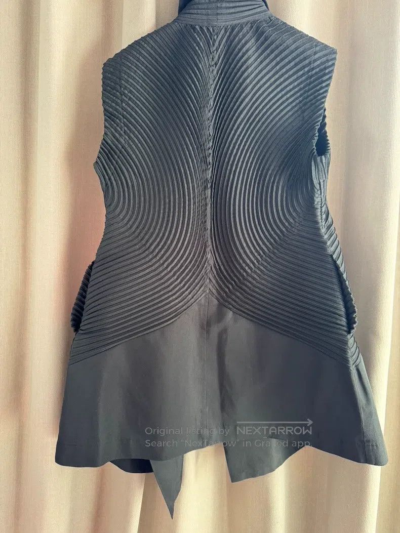Issey Miyake Issey Miyake Black Bud-Shaped Vest Coat Size M / US 6-8 / IT 42-44 - 2 Thumbnail