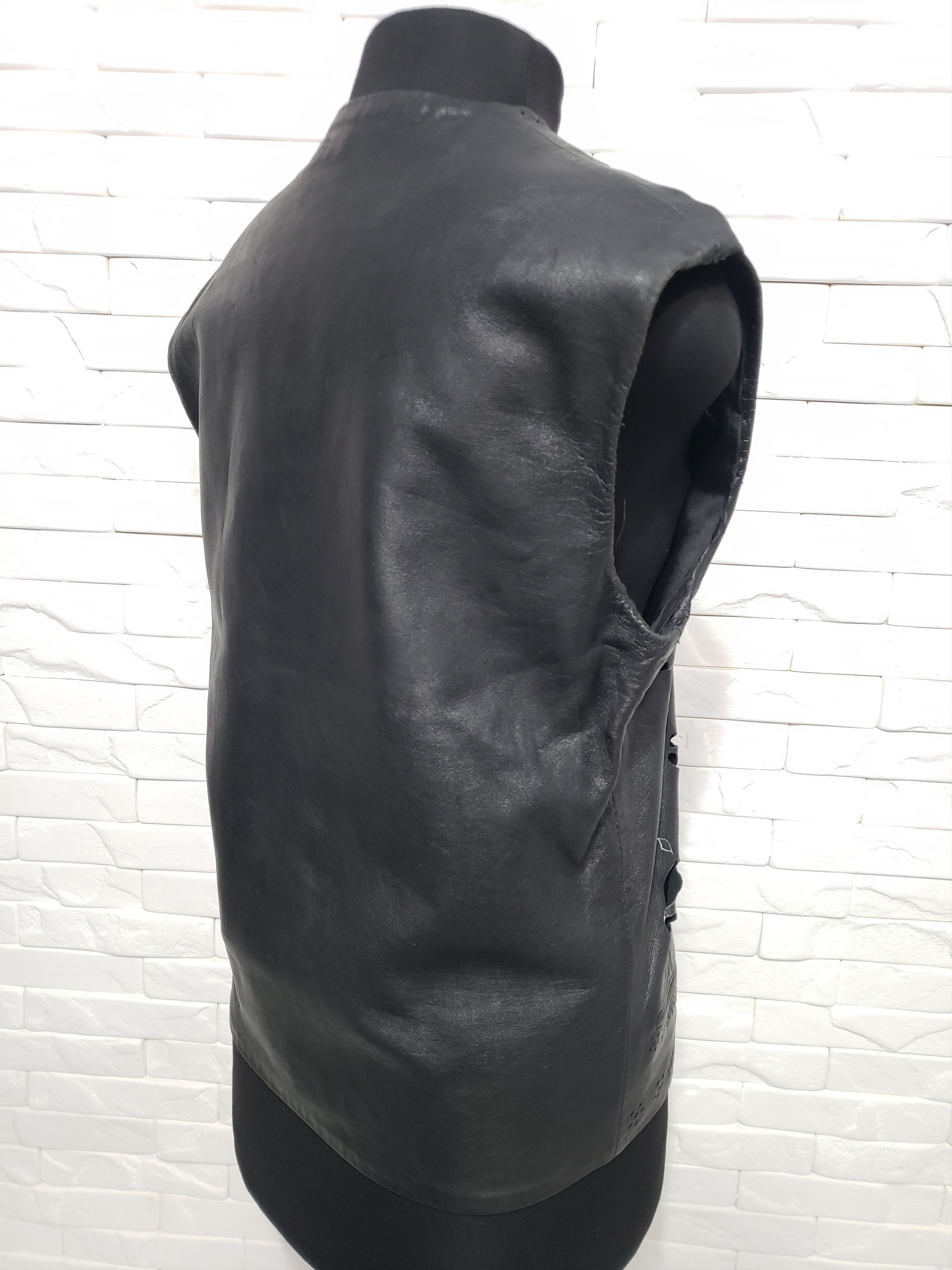 Genuine Leather Stylish women's leather vest. Size L / US 10 / IT 46 - 5 Thumbnail
