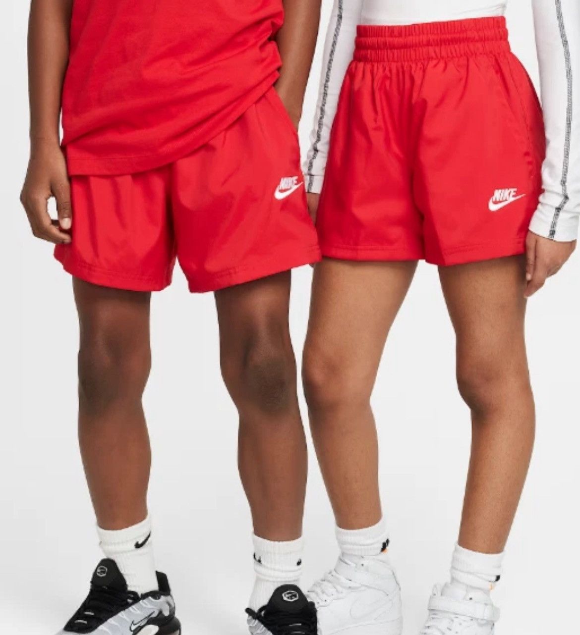 Nike Nike Sportswear Club Woven Shorts RED Size US 33 - 1 Thumbnail