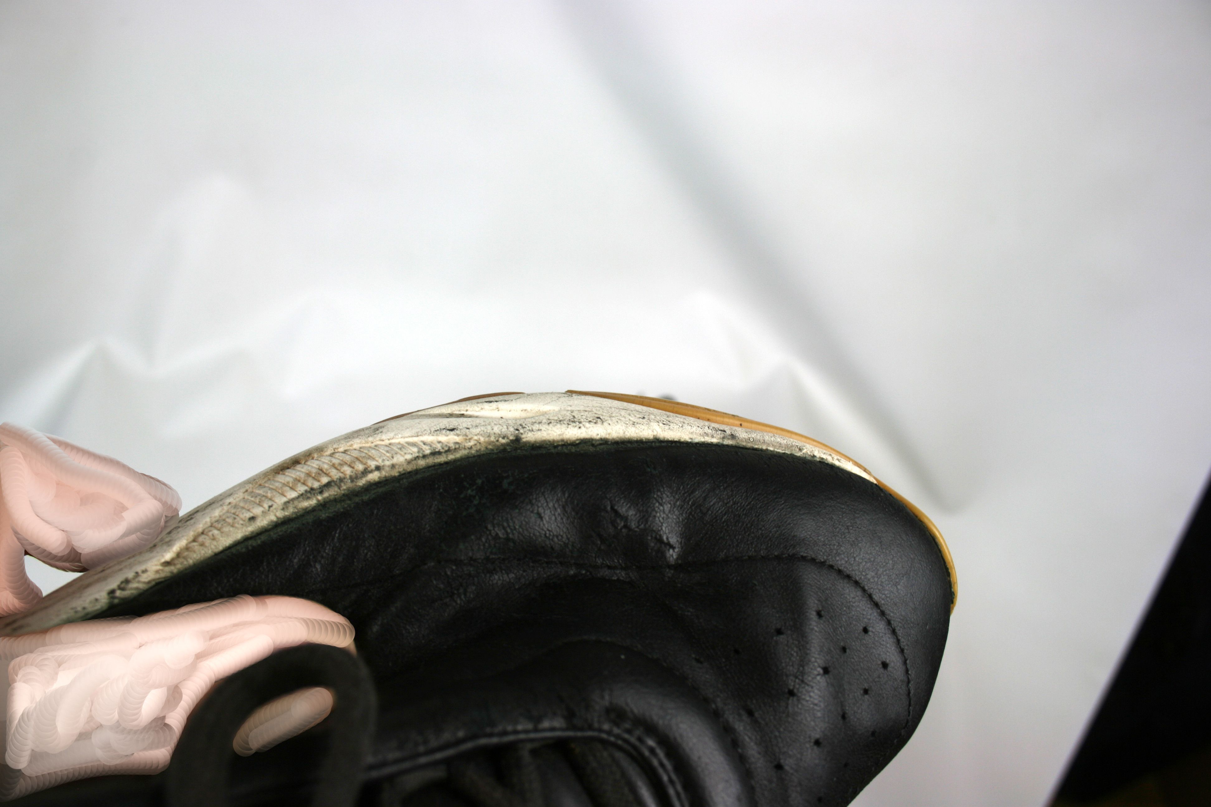 Santoni Distressed Leather Sneakers Size US 8 / EU 41 - 8 Thumbnail