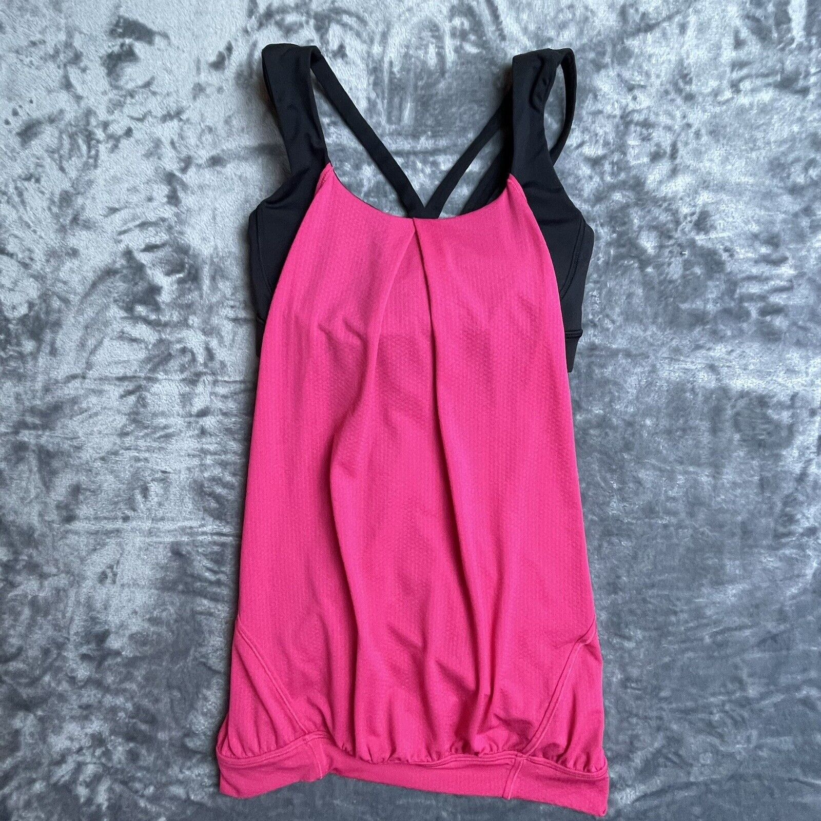 Lululemon Lululemon Tank Womens 2 Pink Racerback Built in Bra 2 in1 Size XS / US 0-2 / IT 36-38 - 1 Thumbnail