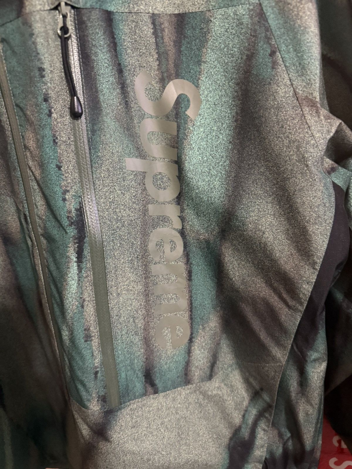 Supreme Supreme GORE-TEX Paclite Shell Jacket Olive Swirl Size US M / EU 48-50 / 2 - 2 Thumbnail
