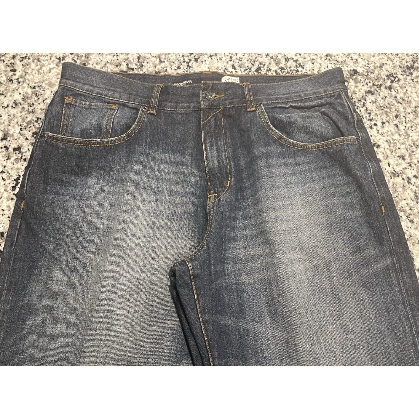 Rocawear VINTAGE Rocawear Original Fit Y2K Baggy Jeans Blue Size 38 x 34 Men Hip Hop Grunge Skater Embroidered Wide-Leg Size US 38 / EU 54 - 6 Thumbnail