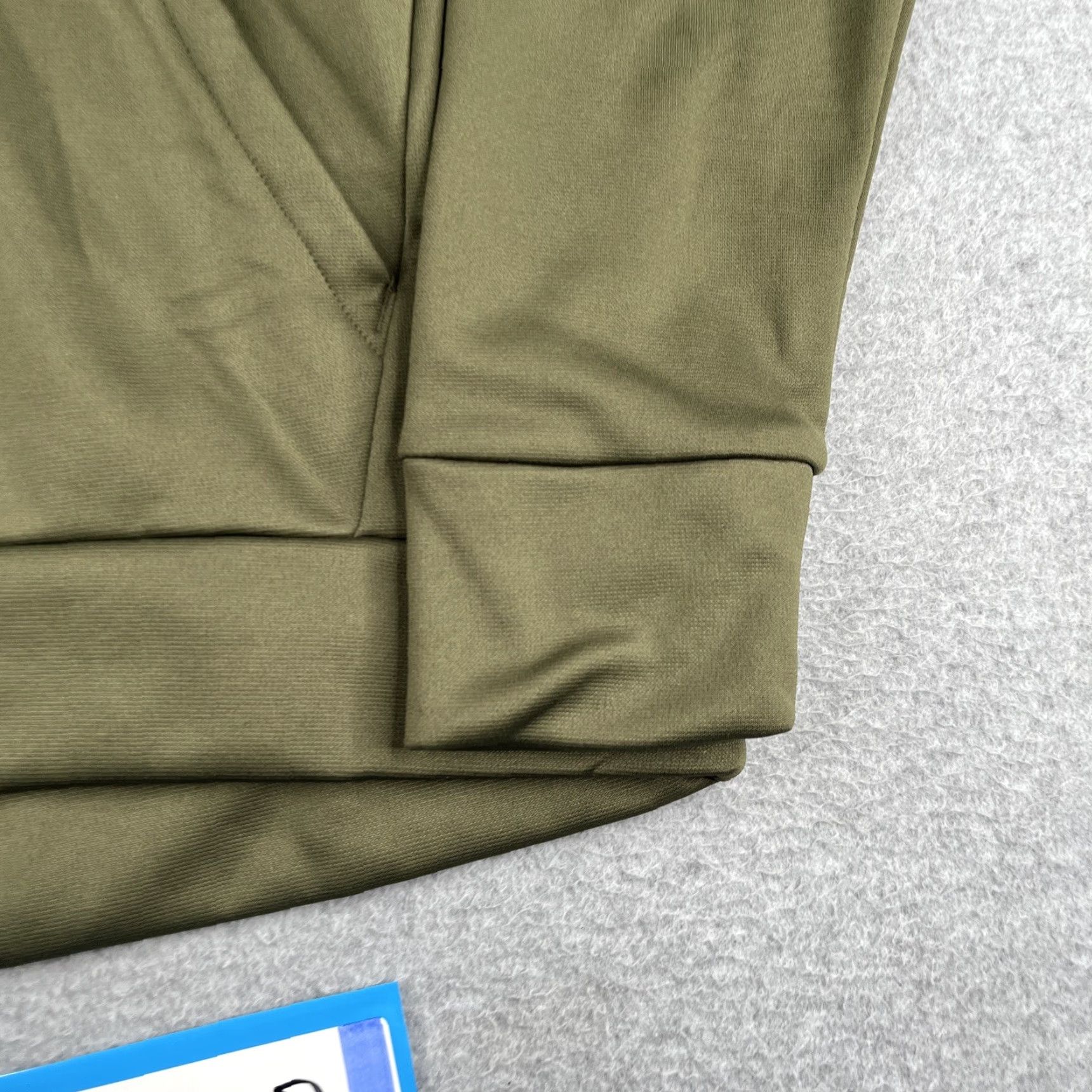 Under Armour Under Armour Hoodie Sweatshirt Womens S Green Logo Graphic Print Pullover Fleece NWT Size S / US 4 / IT 40 - 2 Thumbnail