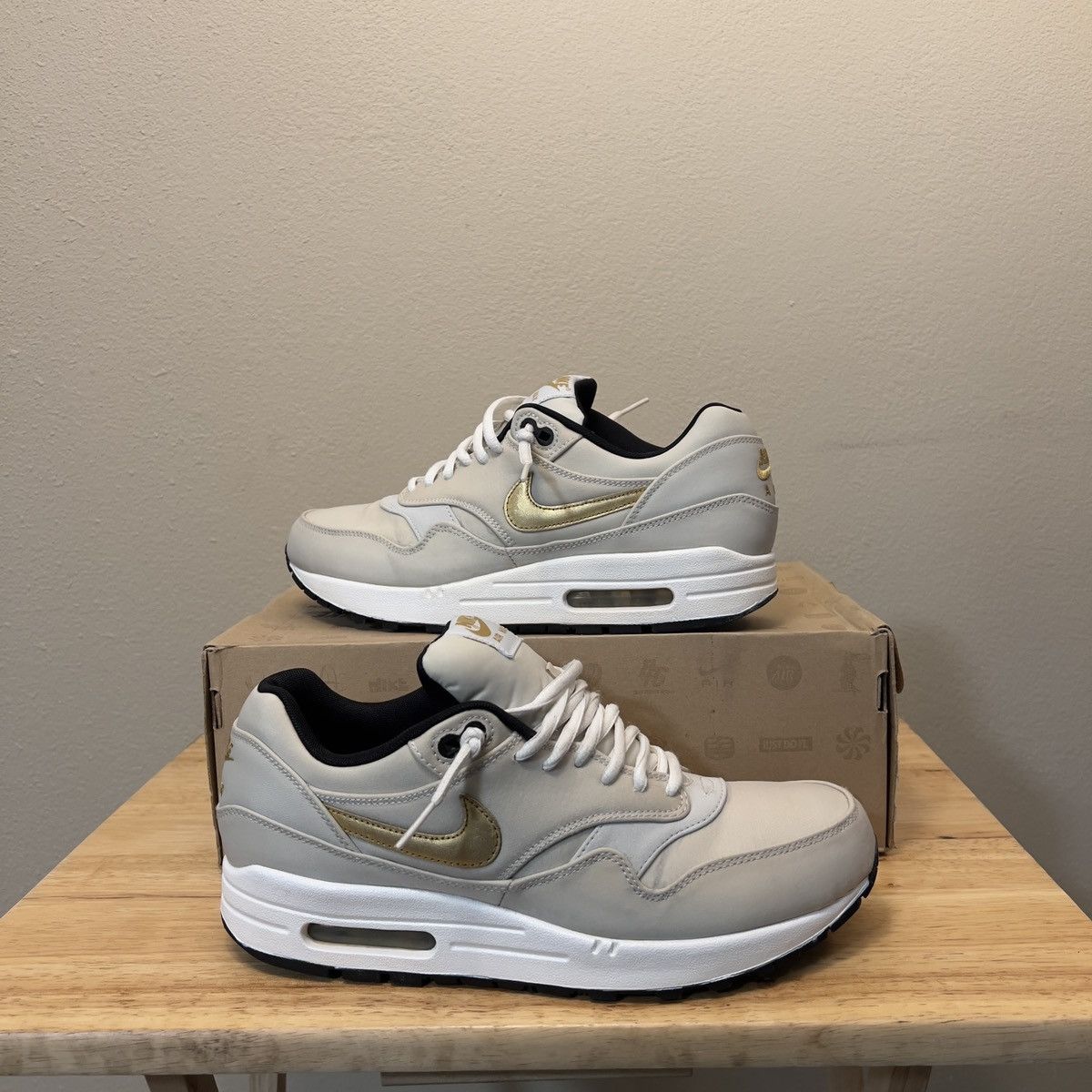 Air max 1 trophy clearance