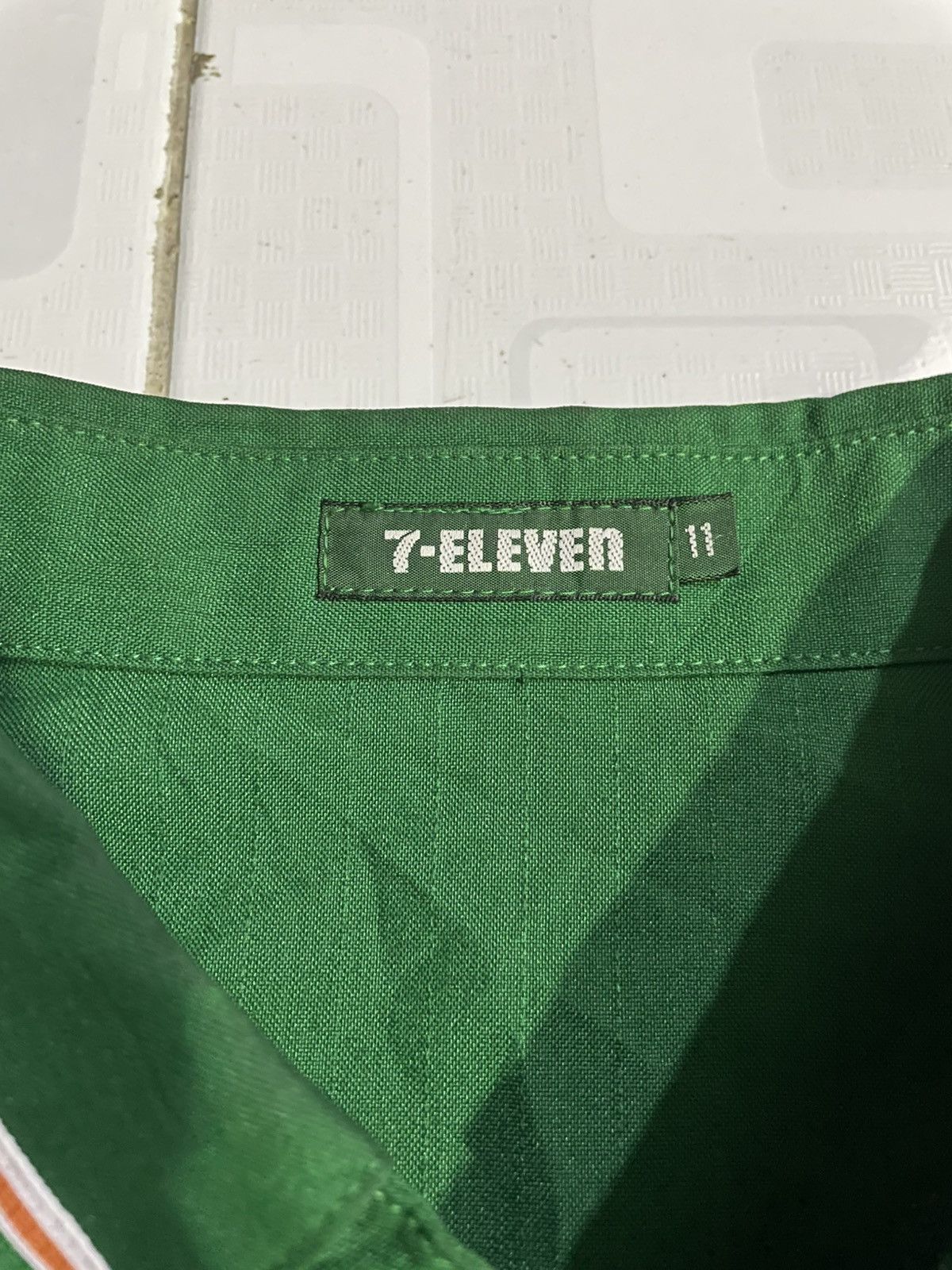 Japanese Brand Vintage 7-ELEVEN uniform jacket Size US M / EU 48-50 / 2 - 3 Thumbnail