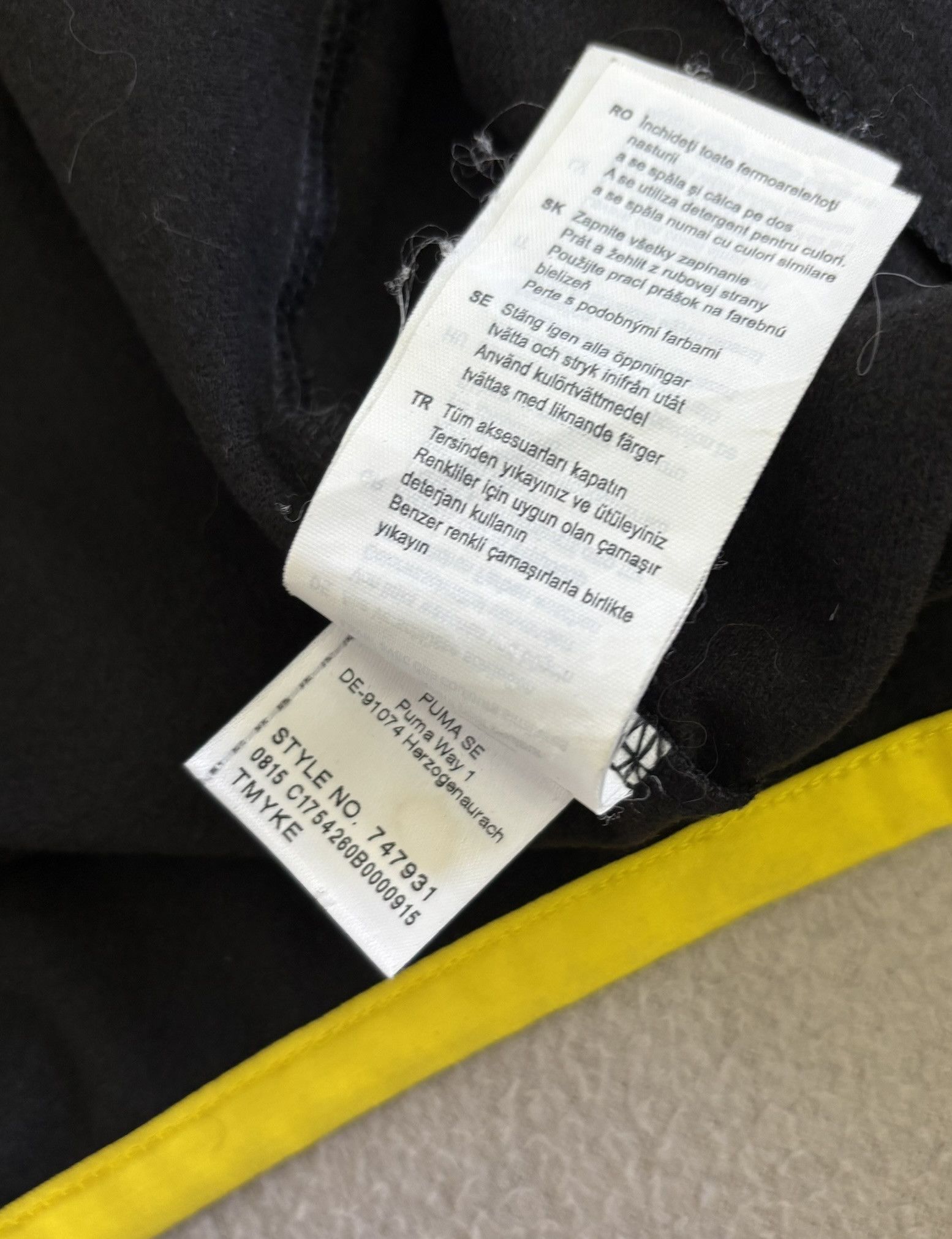 Puma Borussia Dortmund 2015/2016 Puma Football Sweatshirt Small Size US S / EU 44-46 / 1 - 18 Thumbnail