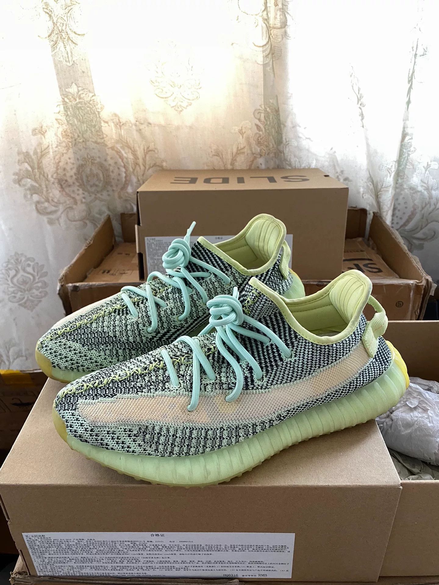 Adidas Adidas YEEZY350 Green Lowtop Sneakers 9 Men Size US 9 / EU 42 - 1 Thumbnail