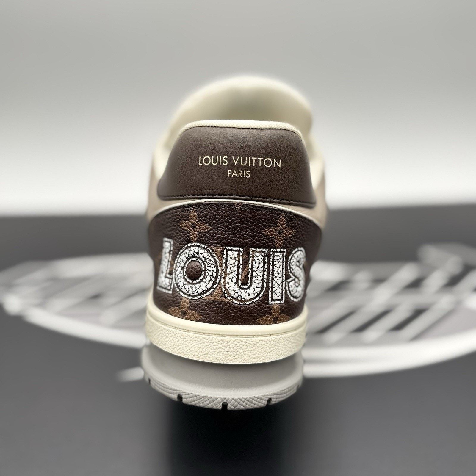 Louis Vuitton 10-10.5 US Louis Vuitton Trainer Strap ' Brown Beige ' GREAT Size US 10 / EU 43 - 12 Thumbnail
