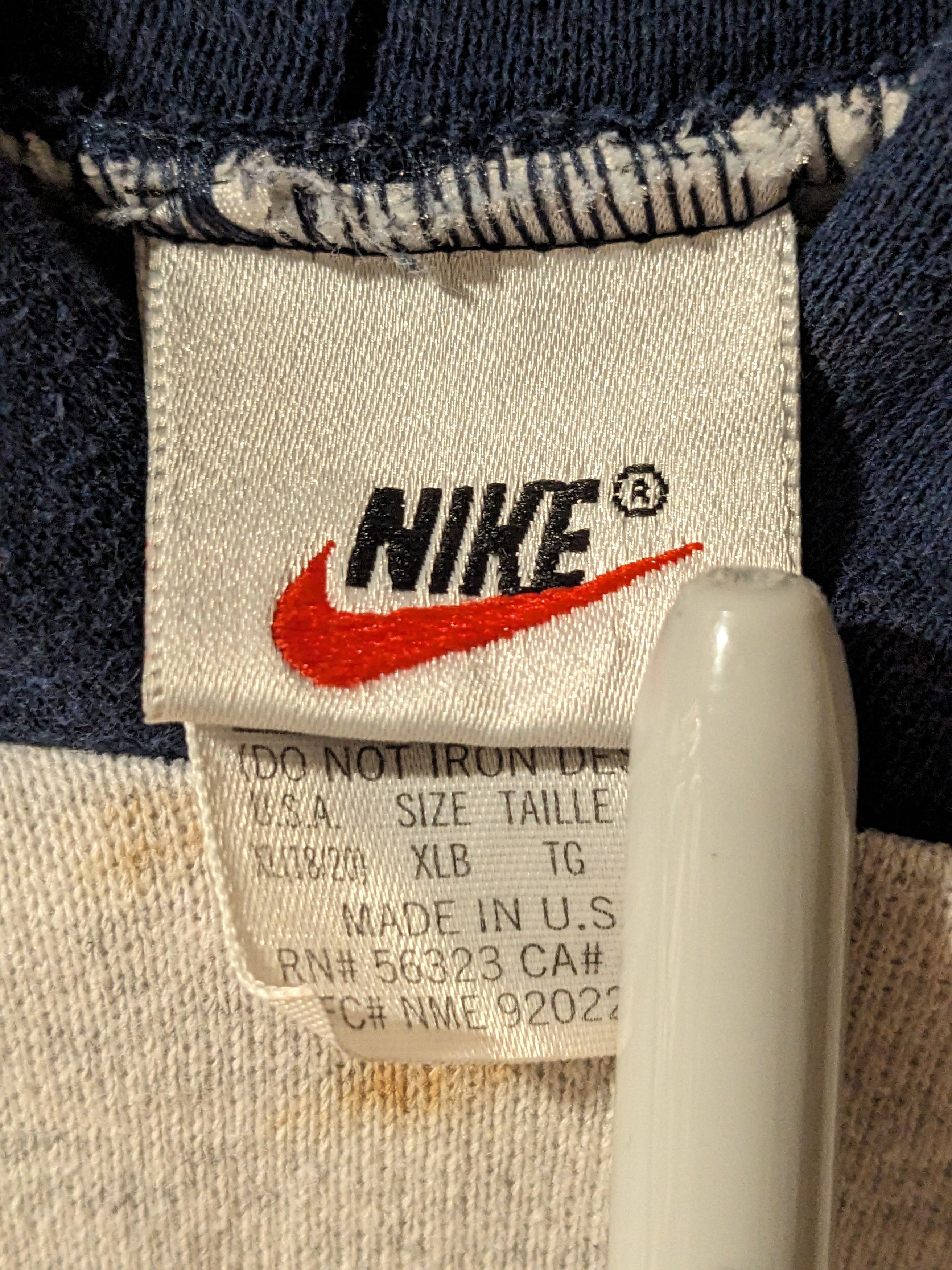 Nike × Vintage Vintage 90s Nike Swoosh Essential Gray YOUTH X-Large Hoodie Size US XL / EU 56 / 4 - 3 Thumbnail