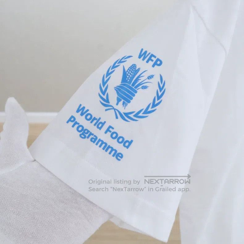 Balenciaga Balenciaga WFP Limited Edition Women's Short Sleeve, Size Size US S / EU 44-46 / 1 - 5 Thumbnail