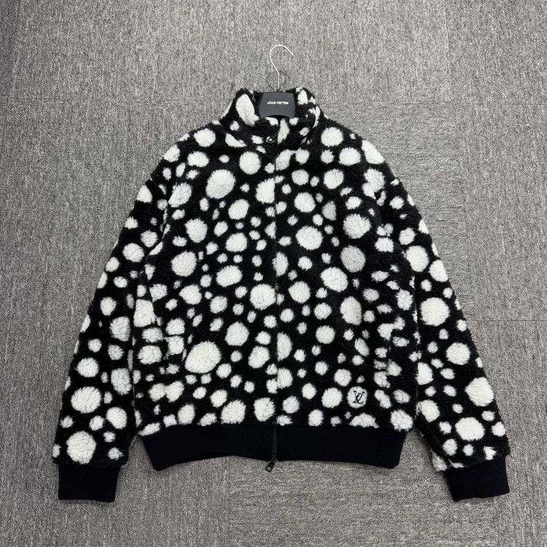 Louis Vuitton Louis Vuitton Yayoi Kusama polka-dot printed teddy jacket Size US XL / EU 56 / 4 - 1 Thumbnail