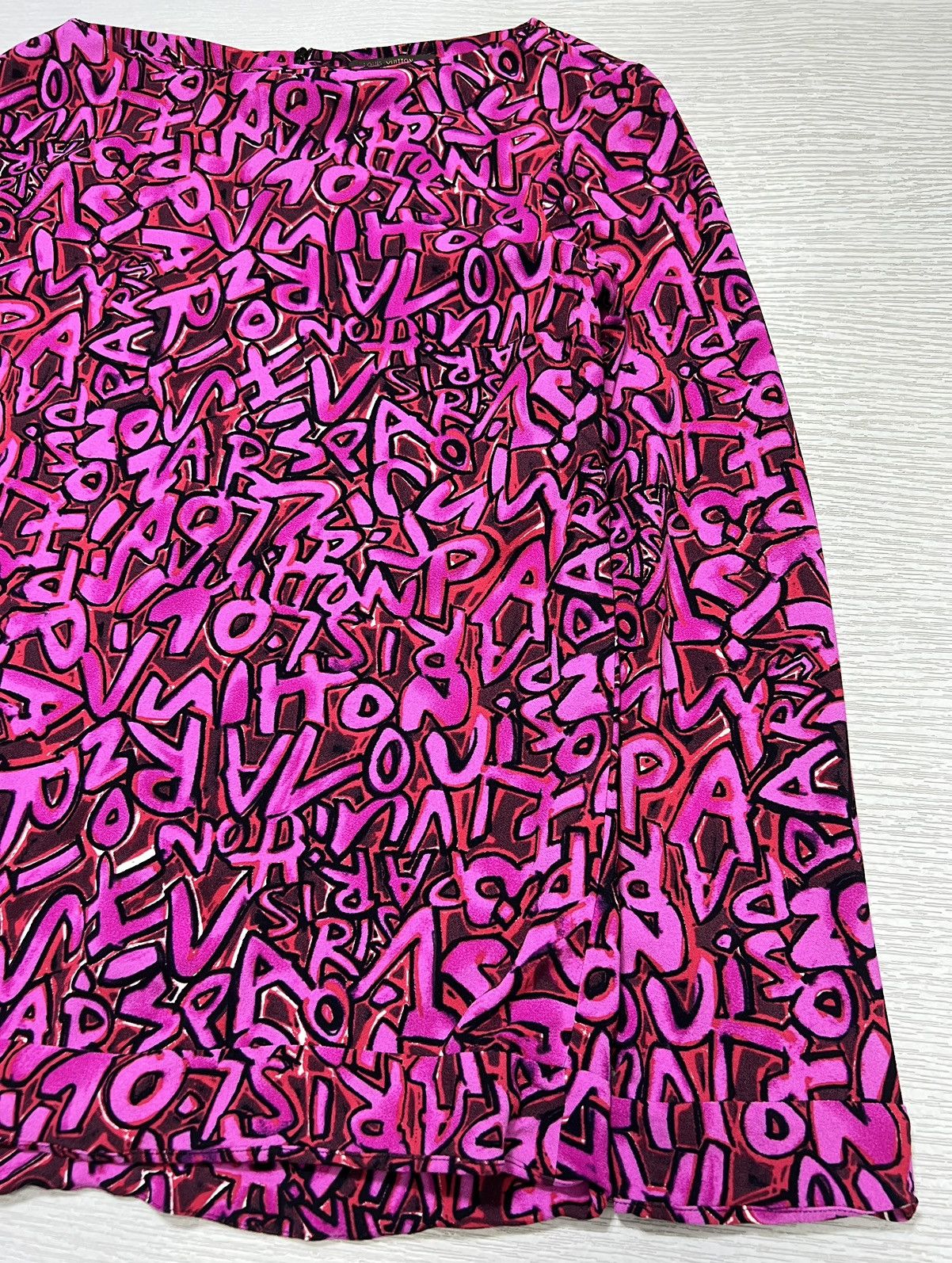 Louis Vuitton × Stephen Sprouse Louis Vuitton - Stephen Sprouse - Graffiti Logo Longsleeve Size XS / US 0-2 / IT 36-38 - 7 Thumbnail