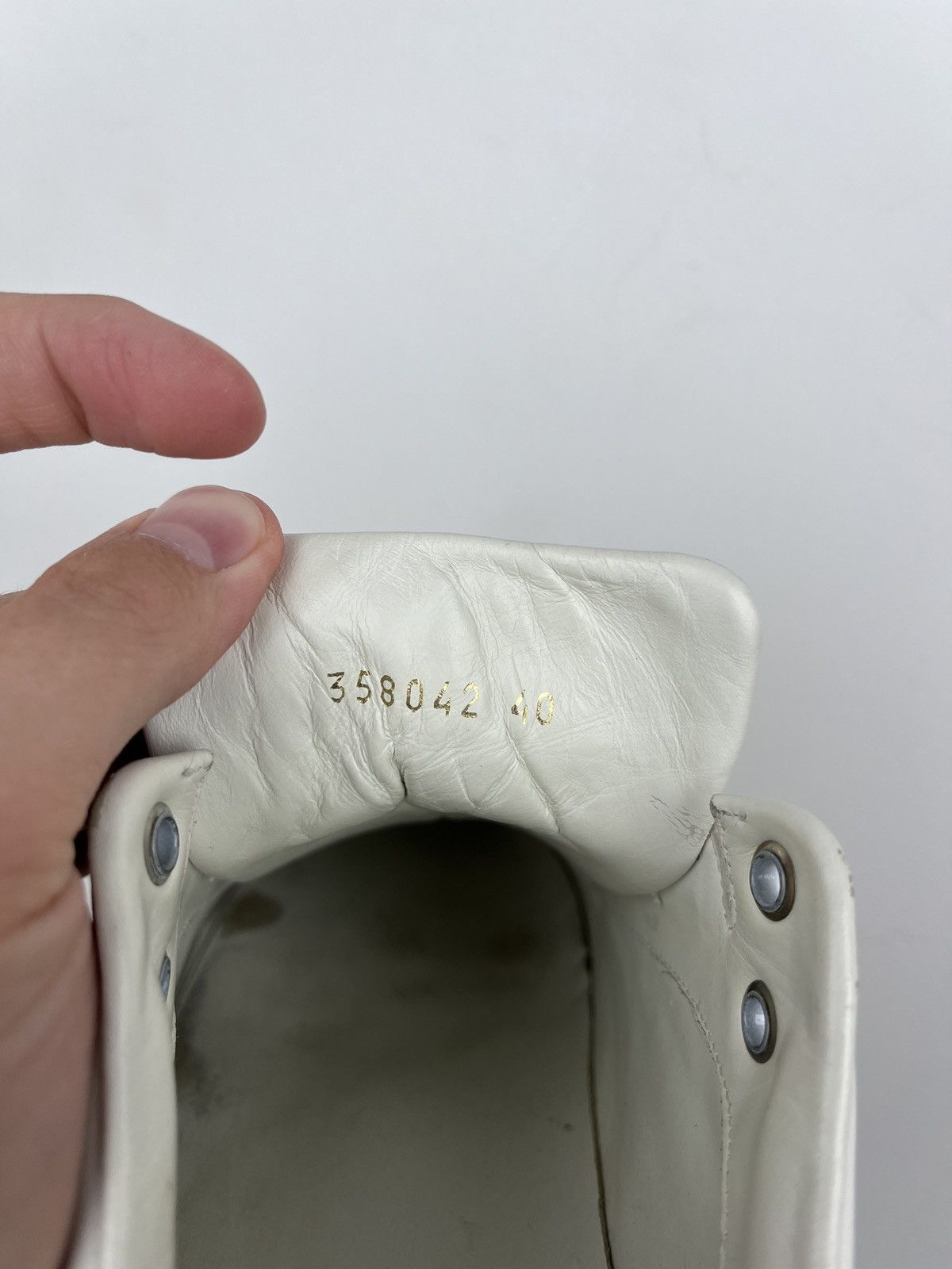 Balenciaga Balenciaga Embossed Leather Lowtop Sneakers Size US 7.5 / EU 40-41 - 17 Thumbnail